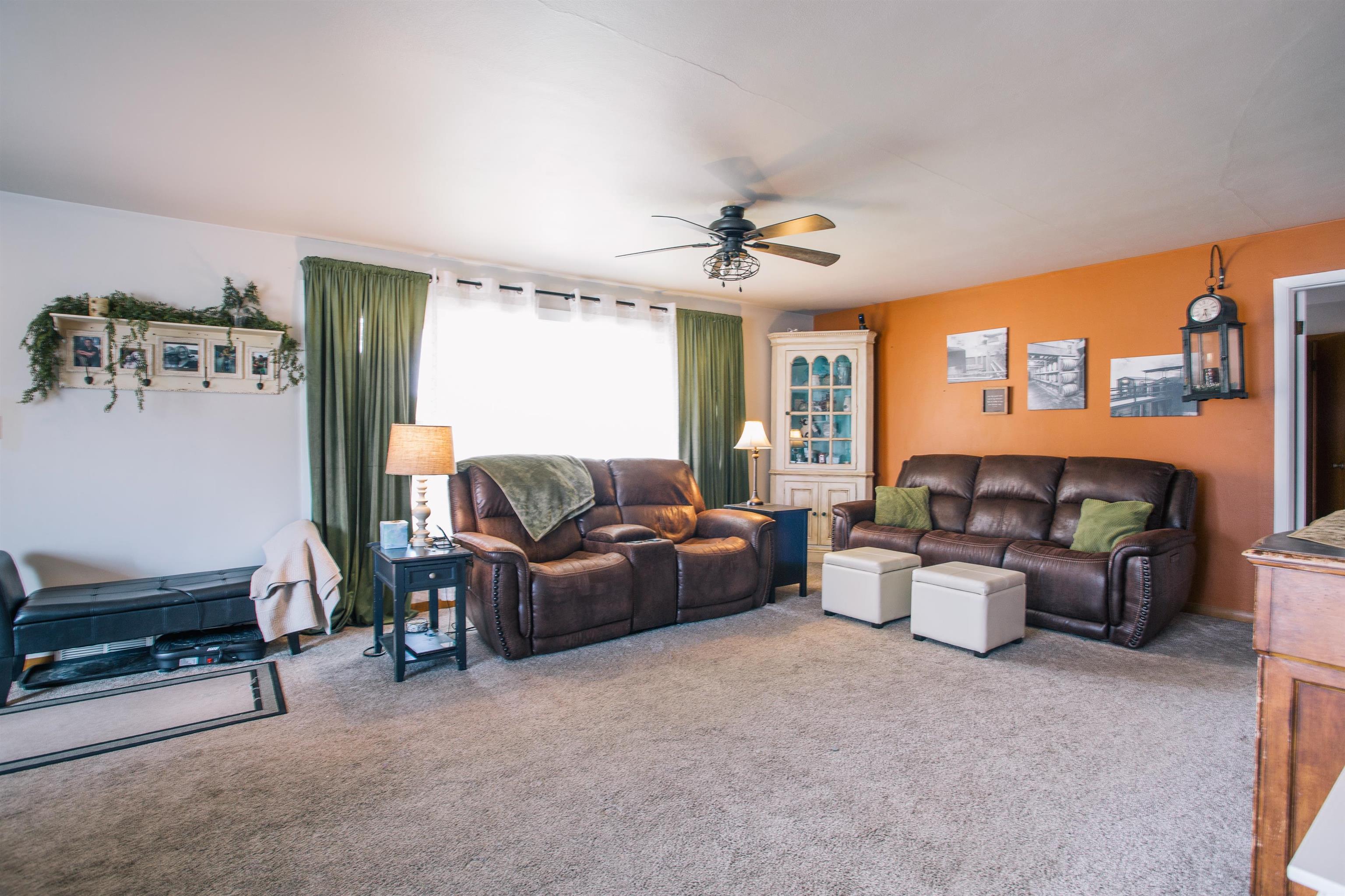 410 W 1ST STREET, Neillsville, Wisconsin 54456, 3 Bedrooms Bedrooms, ,1 BathroomBathrooms,Residential,For Sale,410 W 1ST STREET,22601967