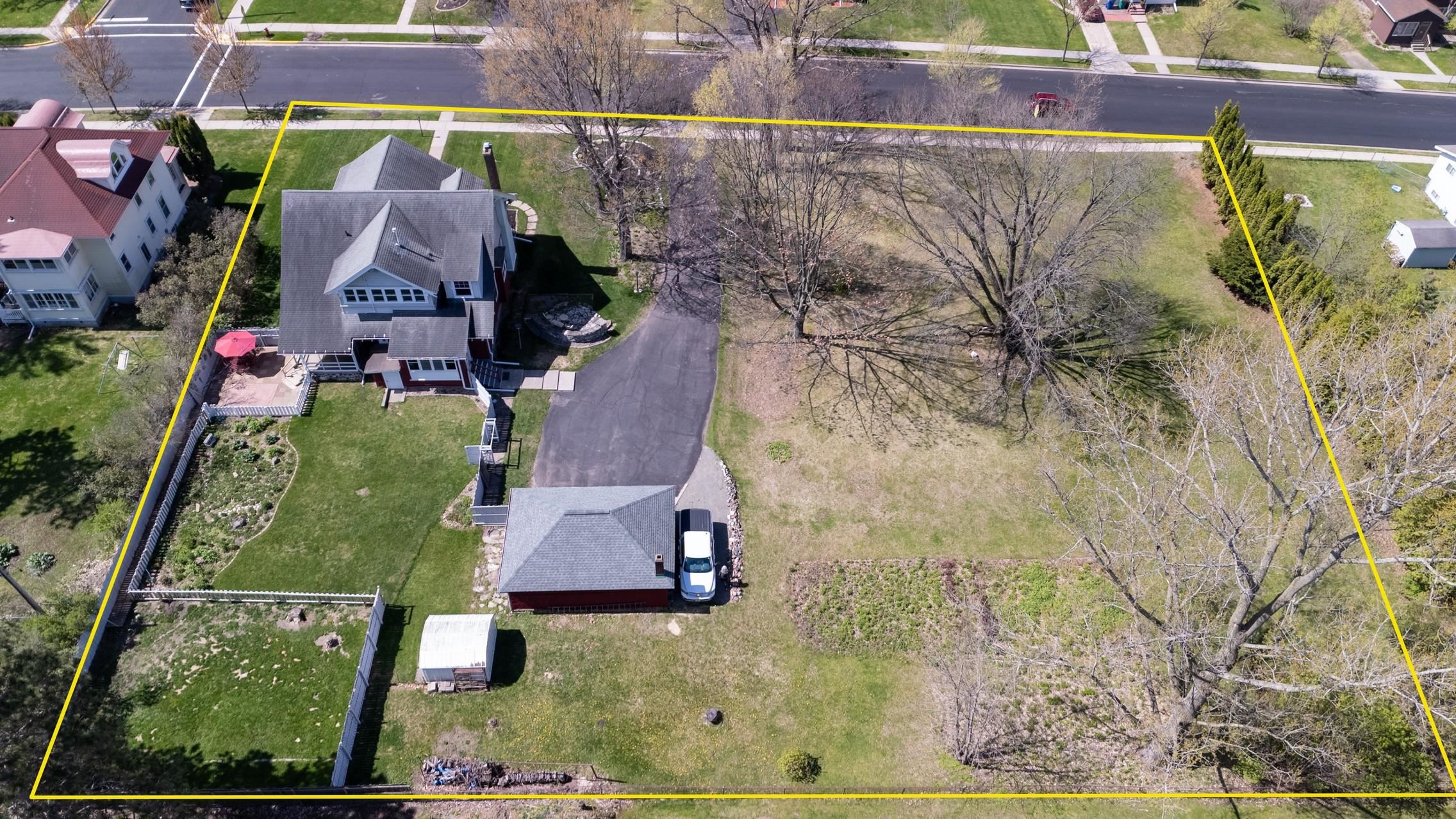 114 YAWKEY AVENUE, Rothschild, Wisconsin 54474, 4 Bedrooms Bedrooms, ,2 BathroomsBathrooms,Residential,For Sale,114 YAWKEY AVENUE,22601969