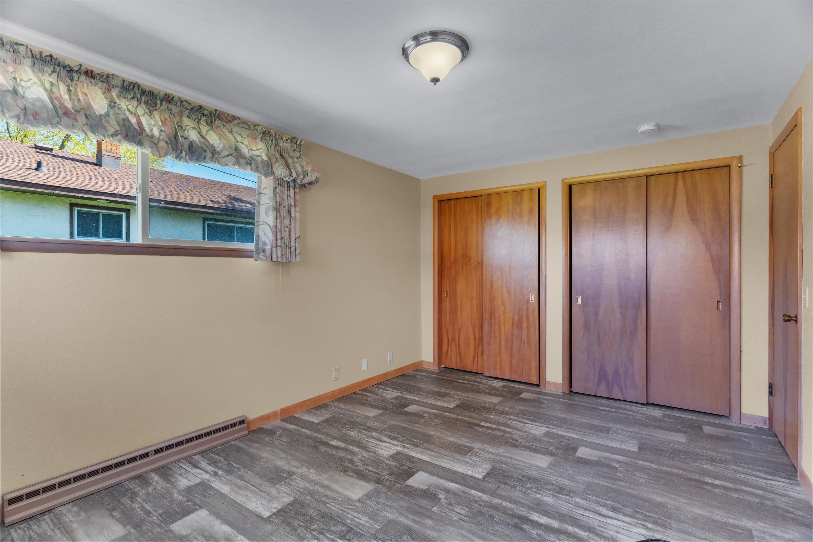 808 N WALNUT AVENUE, Marshfield, Wisconsin 54449, 3 Bedrooms Bedrooms, ,2 BathroomsBathrooms,Residential,For Sale,808 N WALNUT AVENUE,22601971