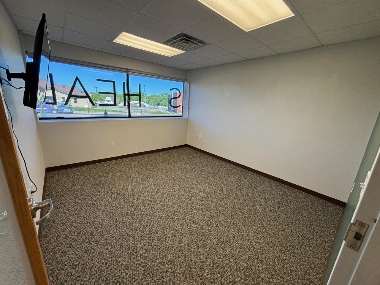 600 3RD STREET NORTH, LA CROSSE, Wisconsin 54601, ,Commercial/industrial,For Rent,600 3RD STREET NORTH,22601974