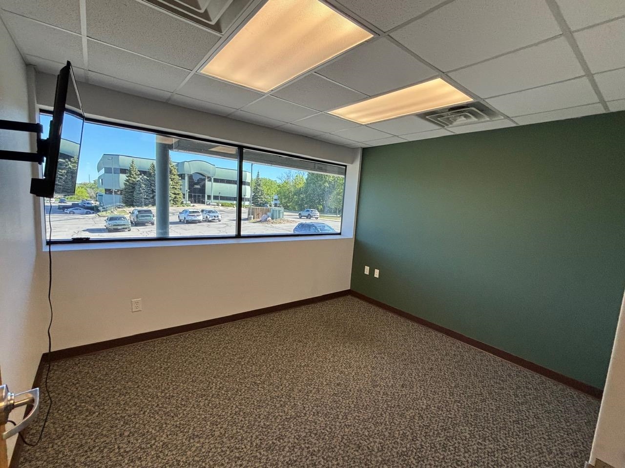 600 3RD STREET NORTH, LA CROSSE, Wisconsin 54601, ,Commercial/industrial,For Rent,600 3RD STREET NORTH,22601974