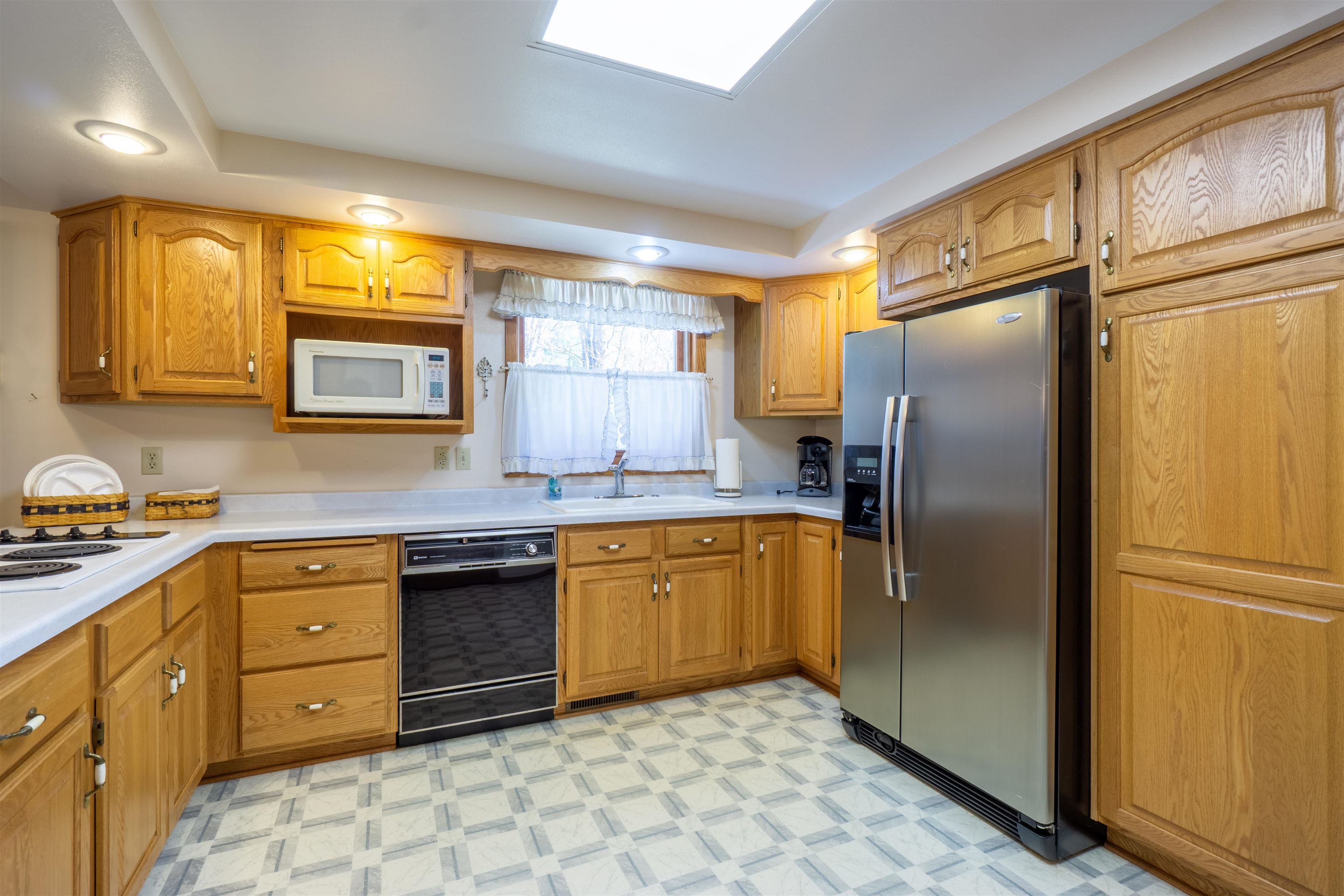 N12094 SUNSET DRIVE, Tomahawk, Wisconsin 54487, 3 Bedrooms Bedrooms, ,2 BathroomsBathrooms,Residential,For Sale,N12094 SUNSET DRIVE,22601977