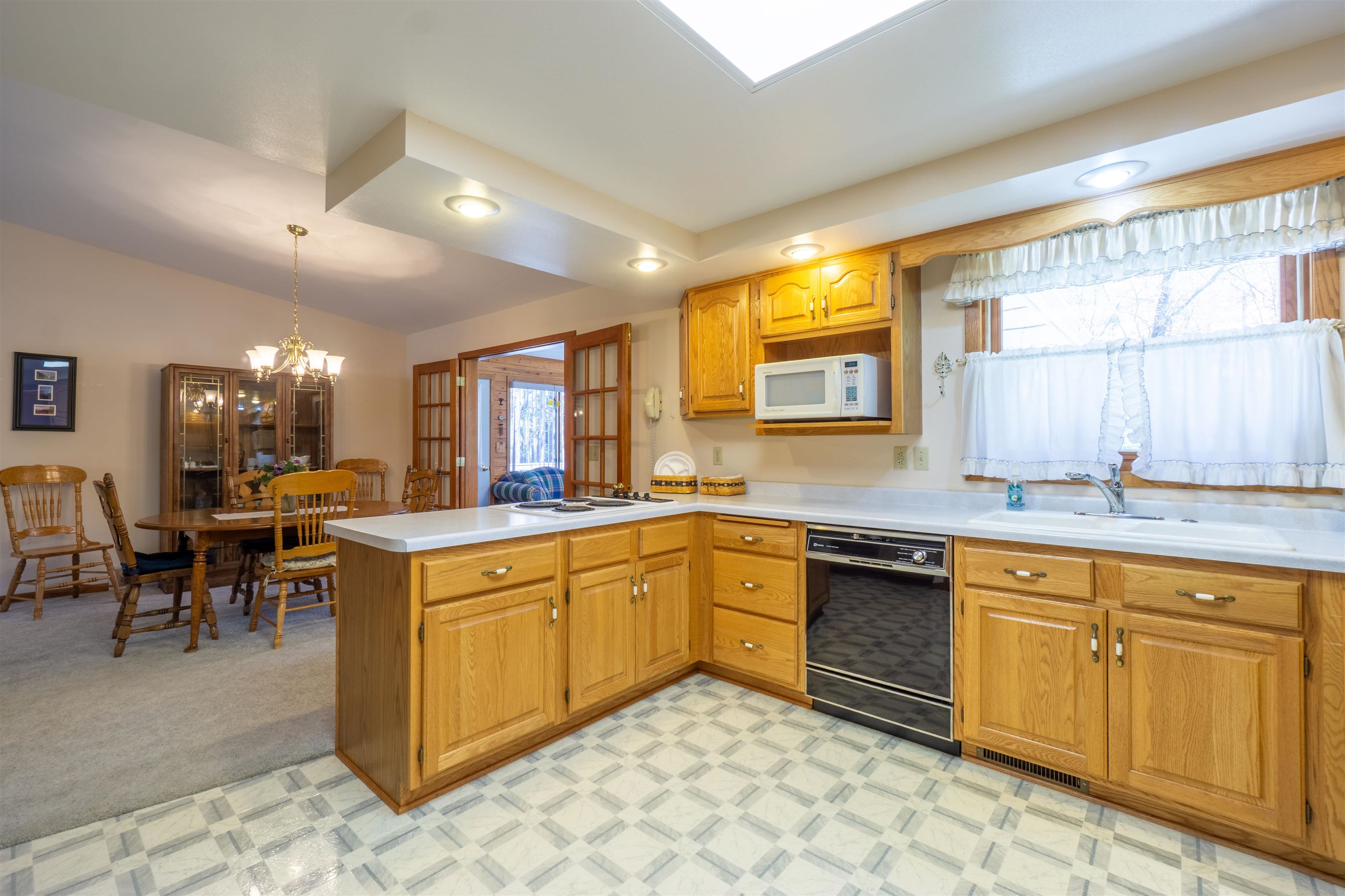 N12094 SUNSET DRIVE, Tomahawk, Wisconsin 54487, 3 Bedrooms Bedrooms, ,2 BathroomsBathrooms,Residential,For Sale,N12094 SUNSET DRIVE,22601977
