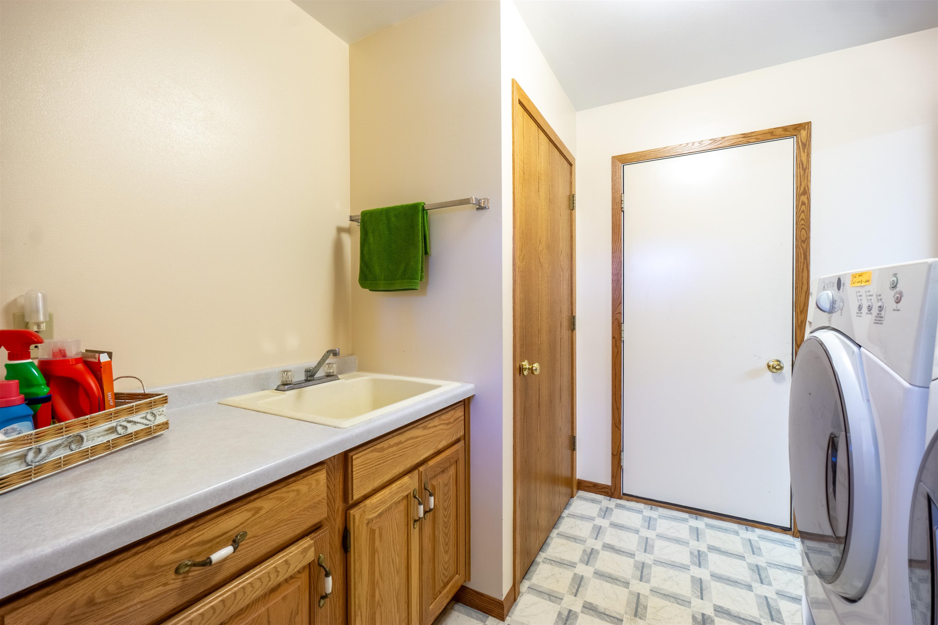 N12094 SUNSET DRIVE, Tomahawk, Wisconsin 54487, 3 Bedrooms Bedrooms, ,2 BathroomsBathrooms,Residential,For Sale,N12094 SUNSET DRIVE,22601977