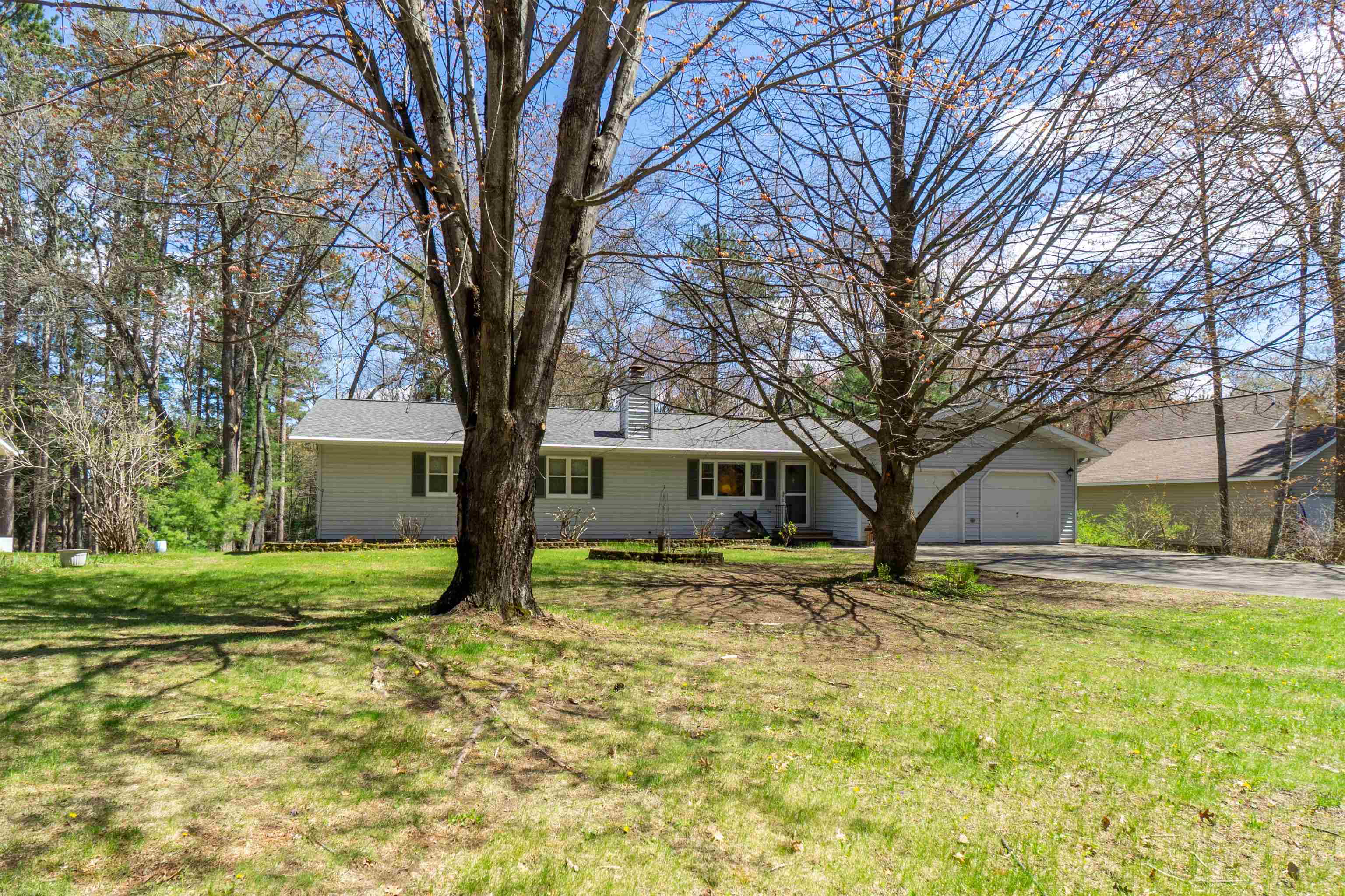 N12094 SUNSET DRIVE, Tomahawk, Wisconsin 54487, 3 Bedrooms Bedrooms, ,2 BathroomsBathrooms,Residential,For Sale,N12094 SUNSET DRIVE,22601977