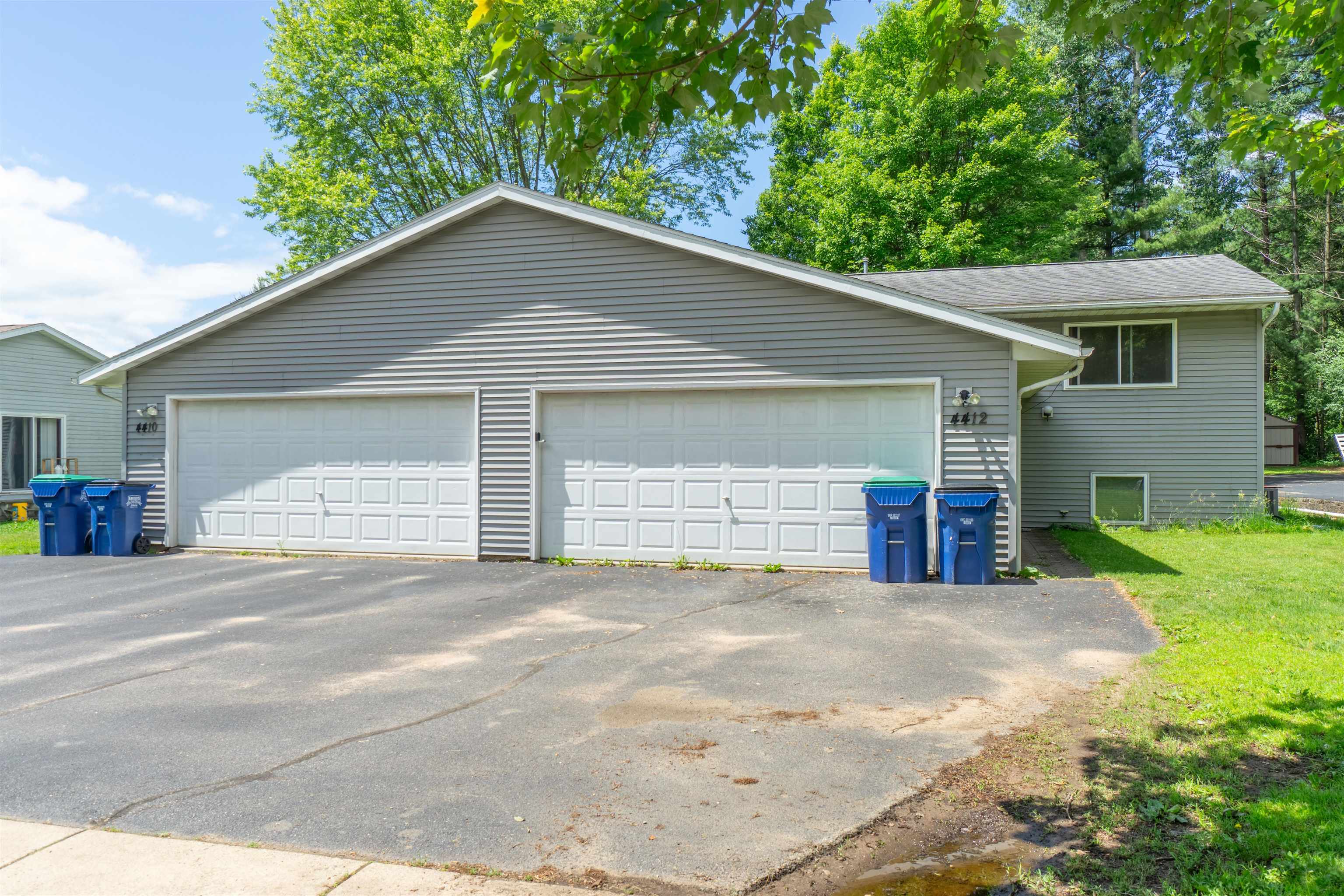 4410-4412 HILLTOP ROAD, Wausau, Wisconsin 54403, 3 Bedrooms Bedrooms, 6 Rooms Rooms,2 BathroomsBathrooms,Multi-family,For Sale,4410-4412 HILLTOP ROAD,22601979