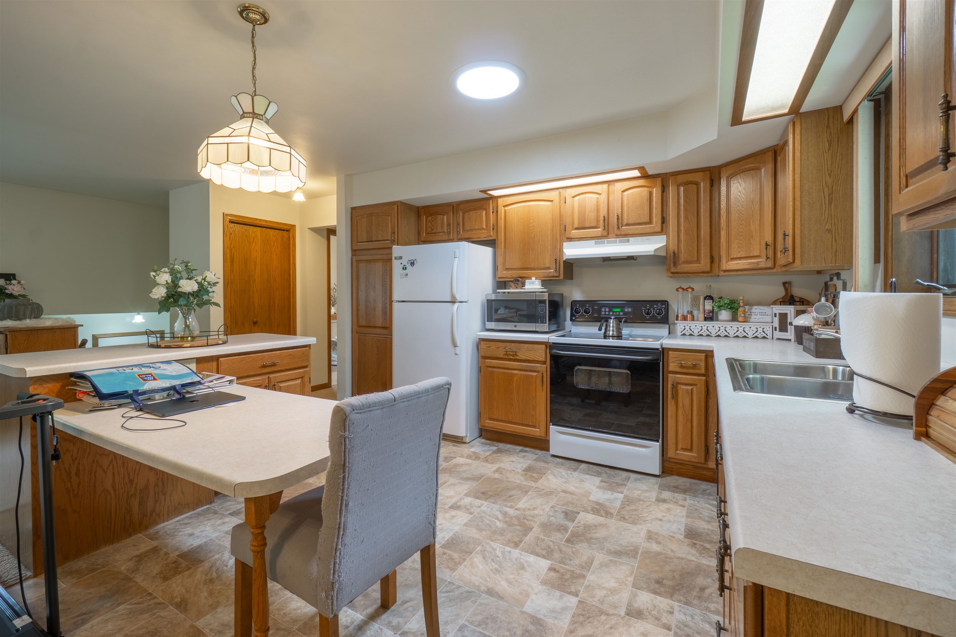 4410-4412 HILLTOP ROAD, Wausau, Wisconsin 54403, 3 Bedrooms Bedrooms, 6 Rooms Rooms,2 BathroomsBathrooms,Multi-family,For Sale,4410-4412 HILLTOP ROAD,22601979