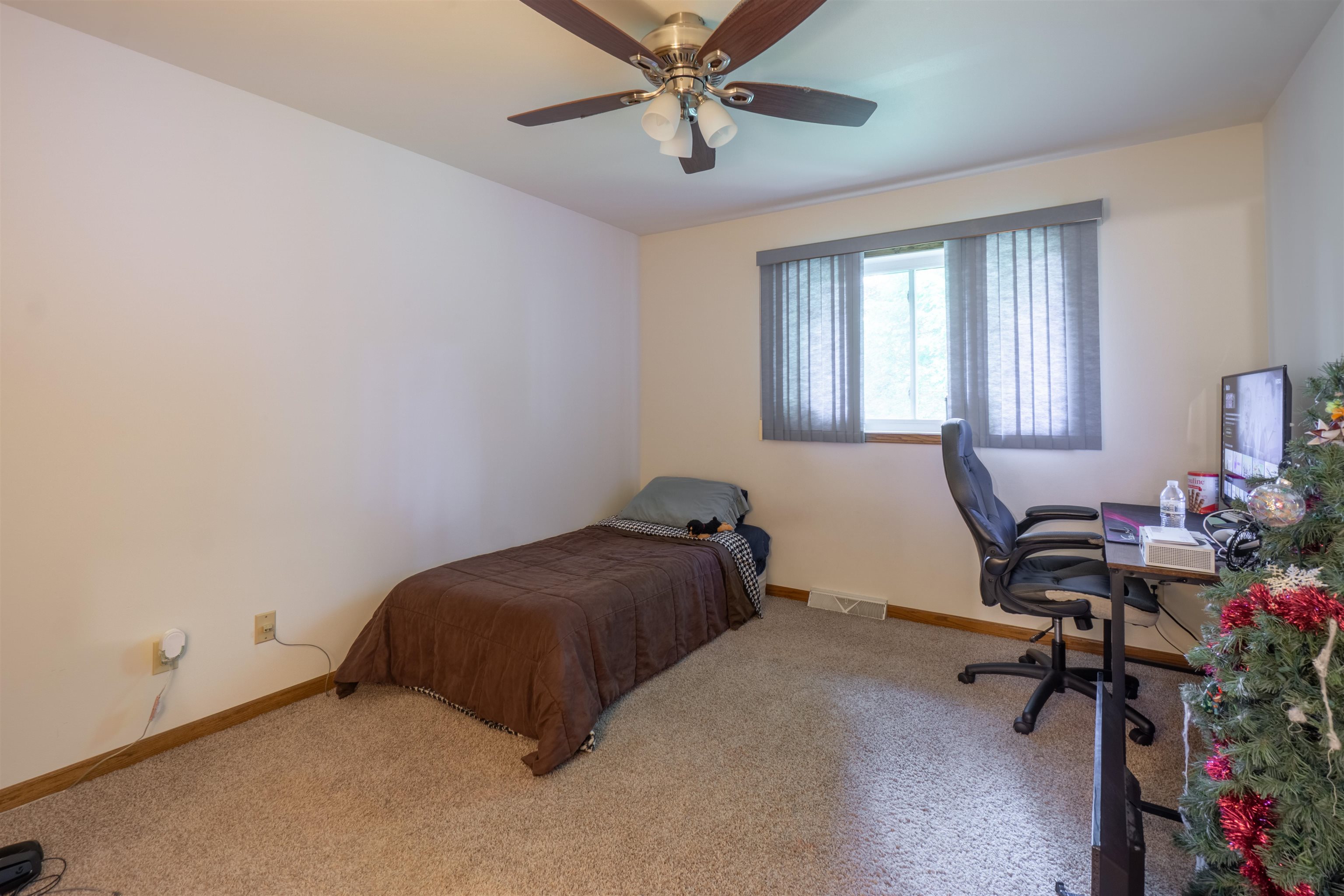 4410-4412 HILLTOP ROAD, Wausau, Wisconsin 54403, 3 Bedrooms Bedrooms, 6 Rooms Rooms,2 BathroomsBathrooms,Multi-family,For Sale,4410-4412 HILLTOP ROAD,22601979