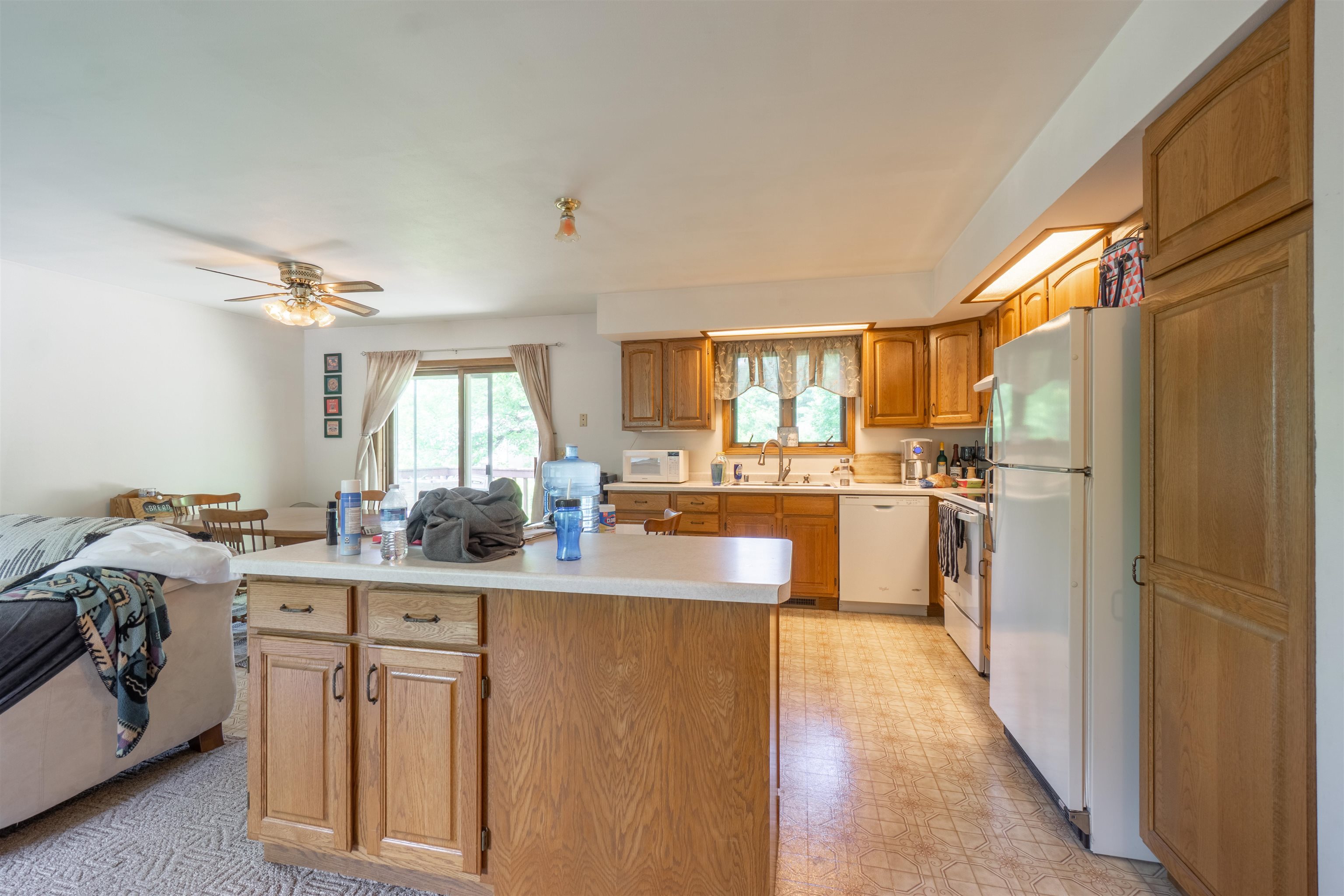 4410-4412 HILLTOP ROAD, Wausau, Wisconsin 54403, 3 Bedrooms Bedrooms, 6 Rooms Rooms,2 BathroomsBathrooms,Multi-family,For Sale,4410-4412 HILLTOP ROAD,22601979