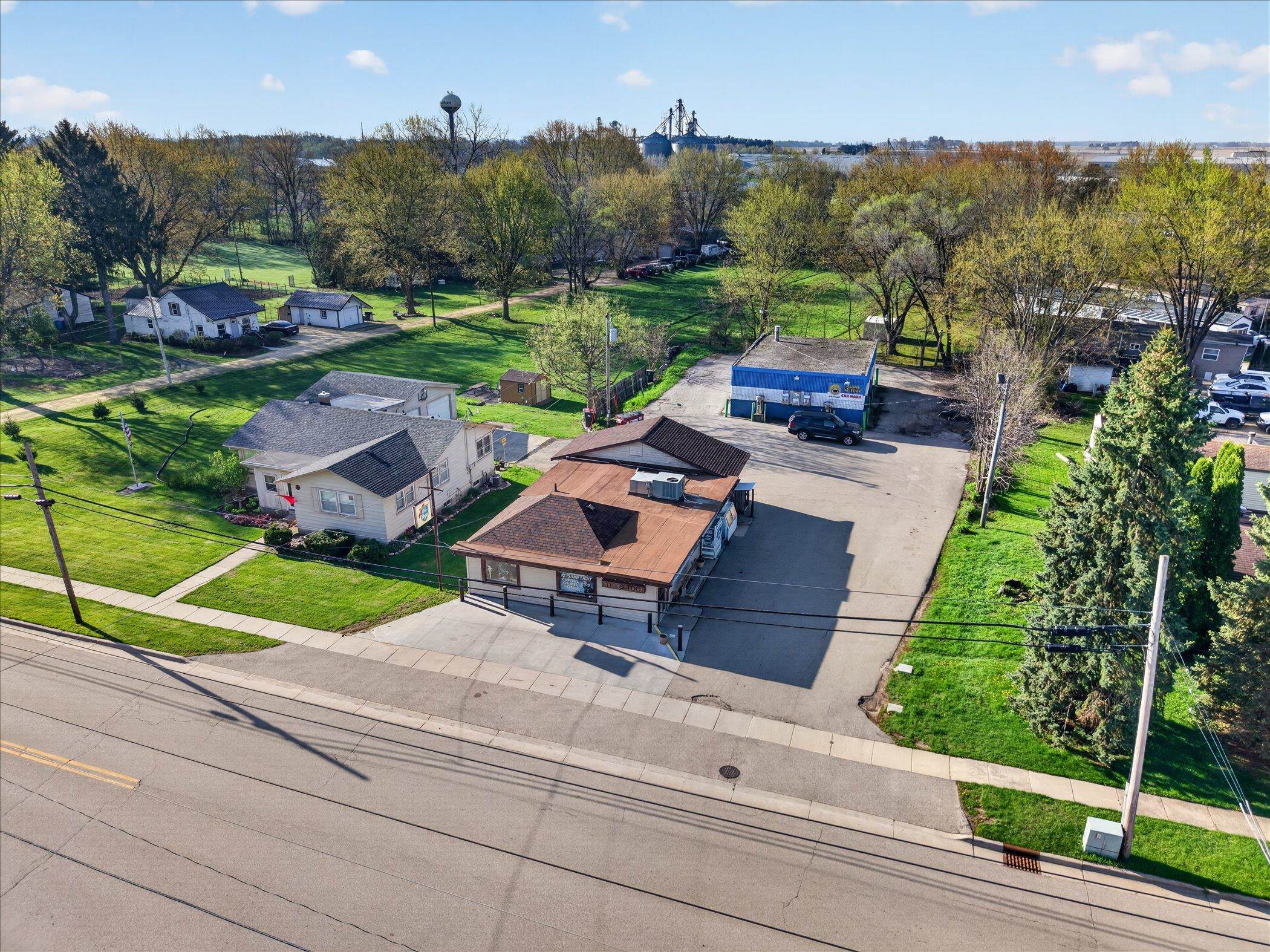 723 MILWAUKEE ROAD, CLINTON, Wisconsin 53525, ,Commercial/industrial,For Sale,723 MILWAUKEE ROAD,22601980