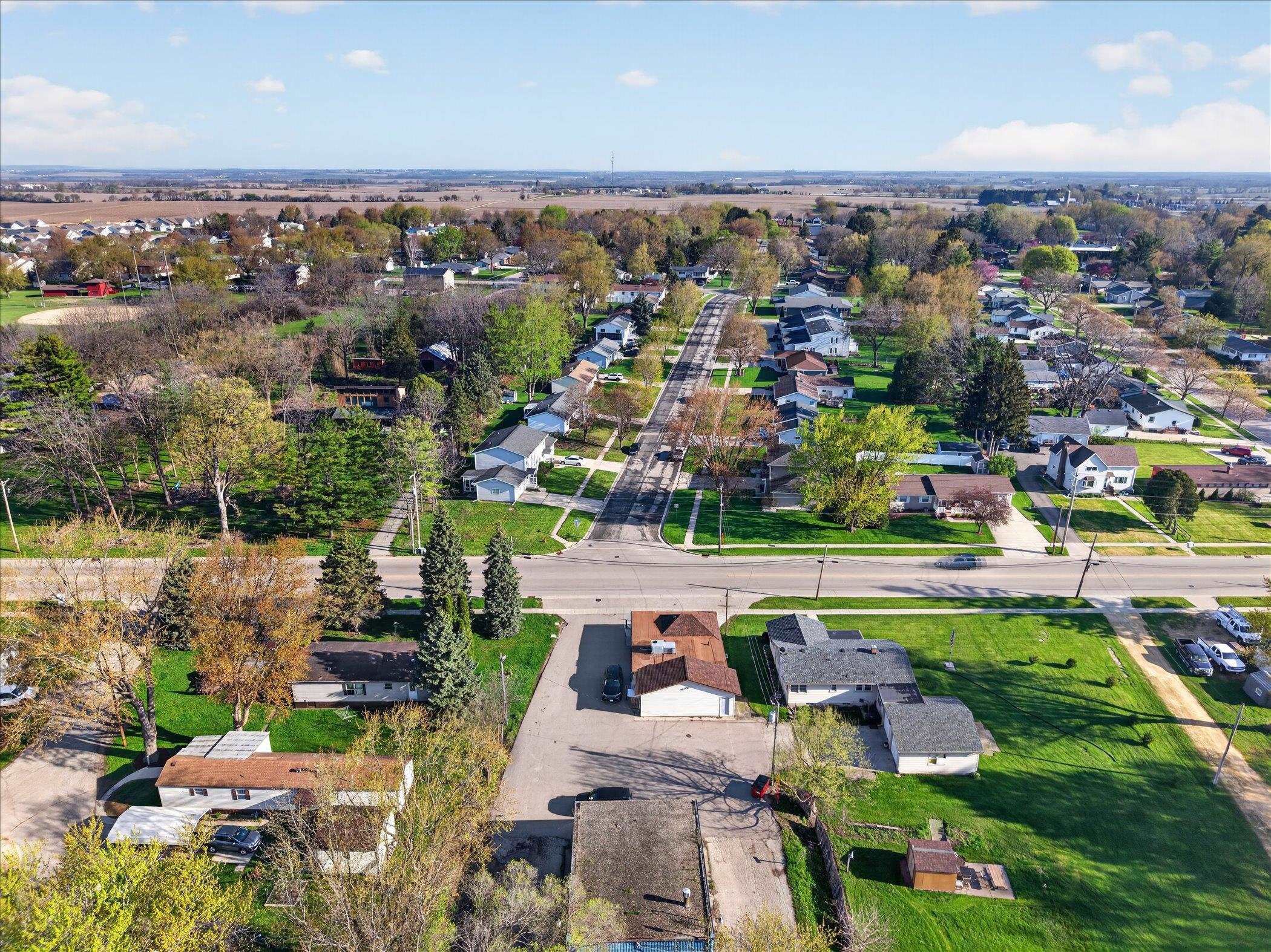 723 MILWAUKEE ROAD, CLINTON, Wisconsin 53525, ,Commercial/industrial,For Sale,723 MILWAUKEE ROAD,22601980