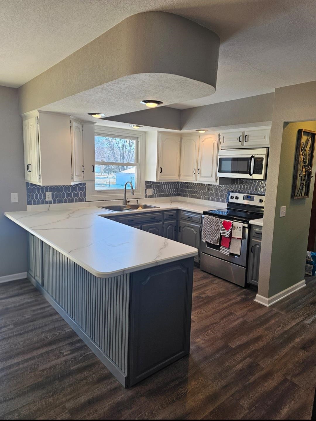 1909 S PALMETTO AVENUE, Marshfield, Wisconsin 54449, 3 Bedrooms Bedrooms, ,1 BathroomBathrooms,Residential,For Sale,1909 S PALMETTO AVENUE,22601981