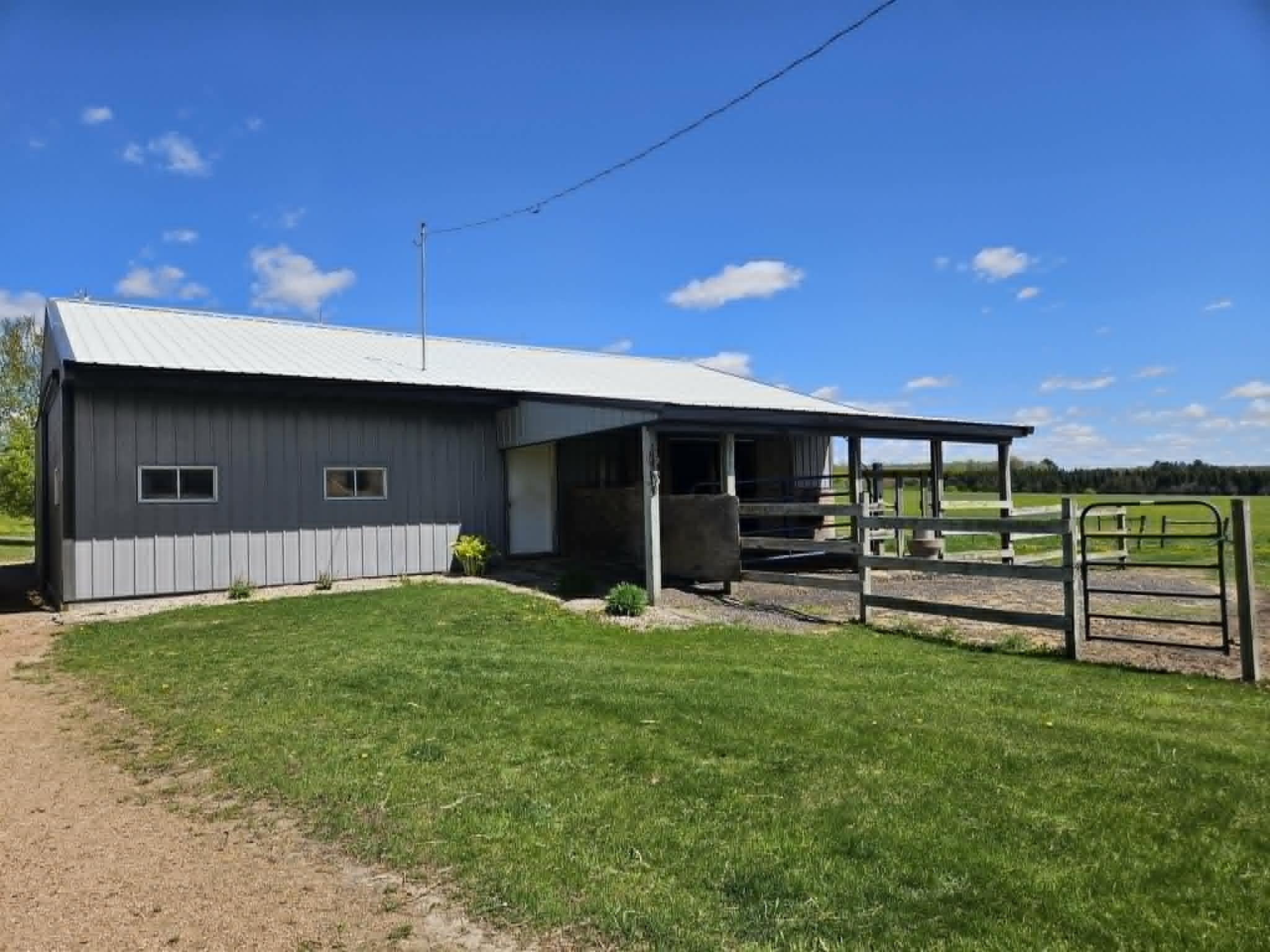 11858 MAC ARTHUR DRIVE, Chili, Wisconsin 54420, 2 Bedrooms Bedrooms, ,1 BathroomBathrooms,Residential,For Sale,11858 MAC ARTHUR DRIVE,22601982
