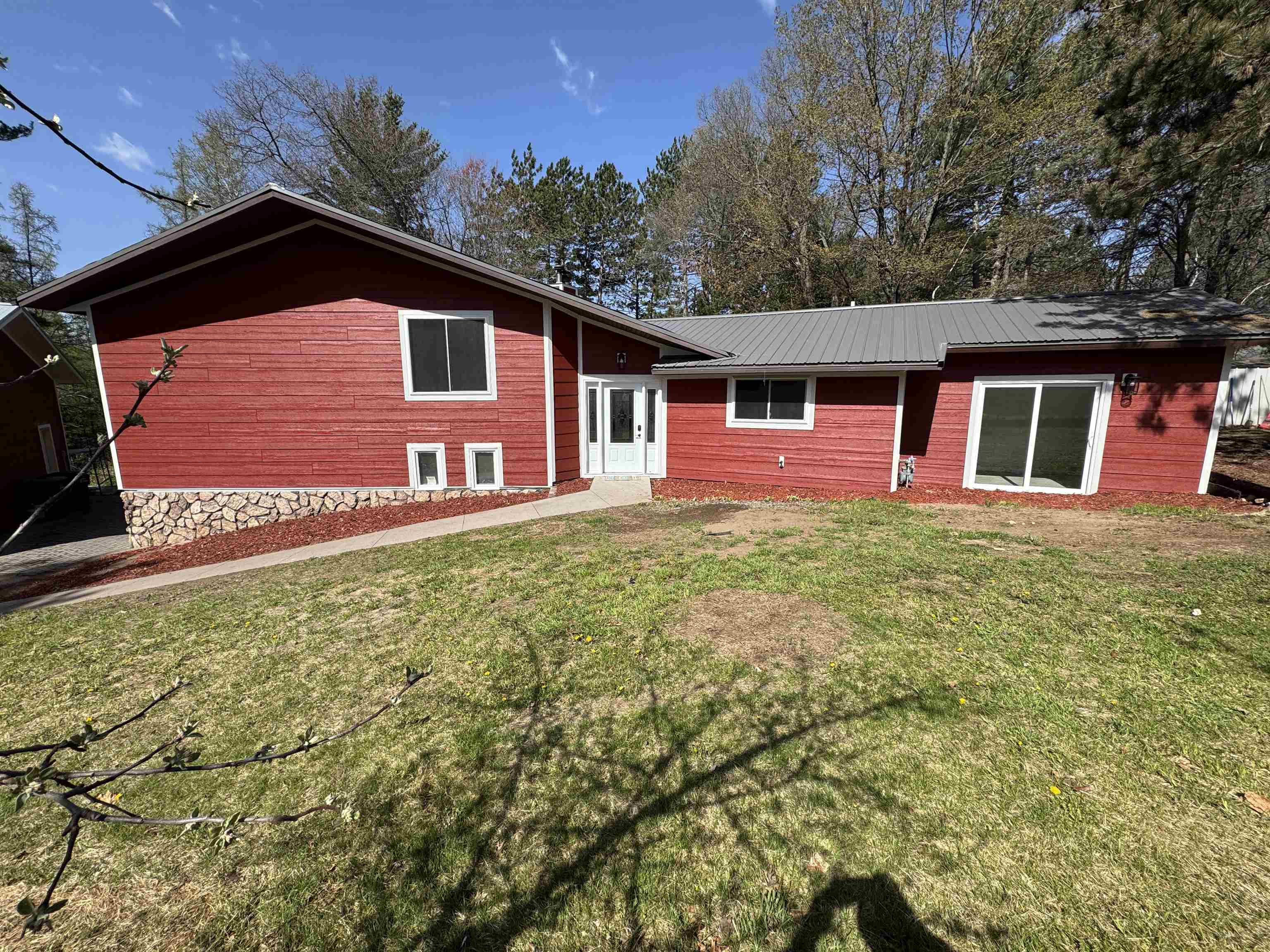 619 Cheryl Avenue, Tomahawk, Wisconsin 54487, 5 Bedrooms Bedrooms, ,2 BathroomsBathrooms,Residential,For Sale,619 Cheryl Avenue,22601983