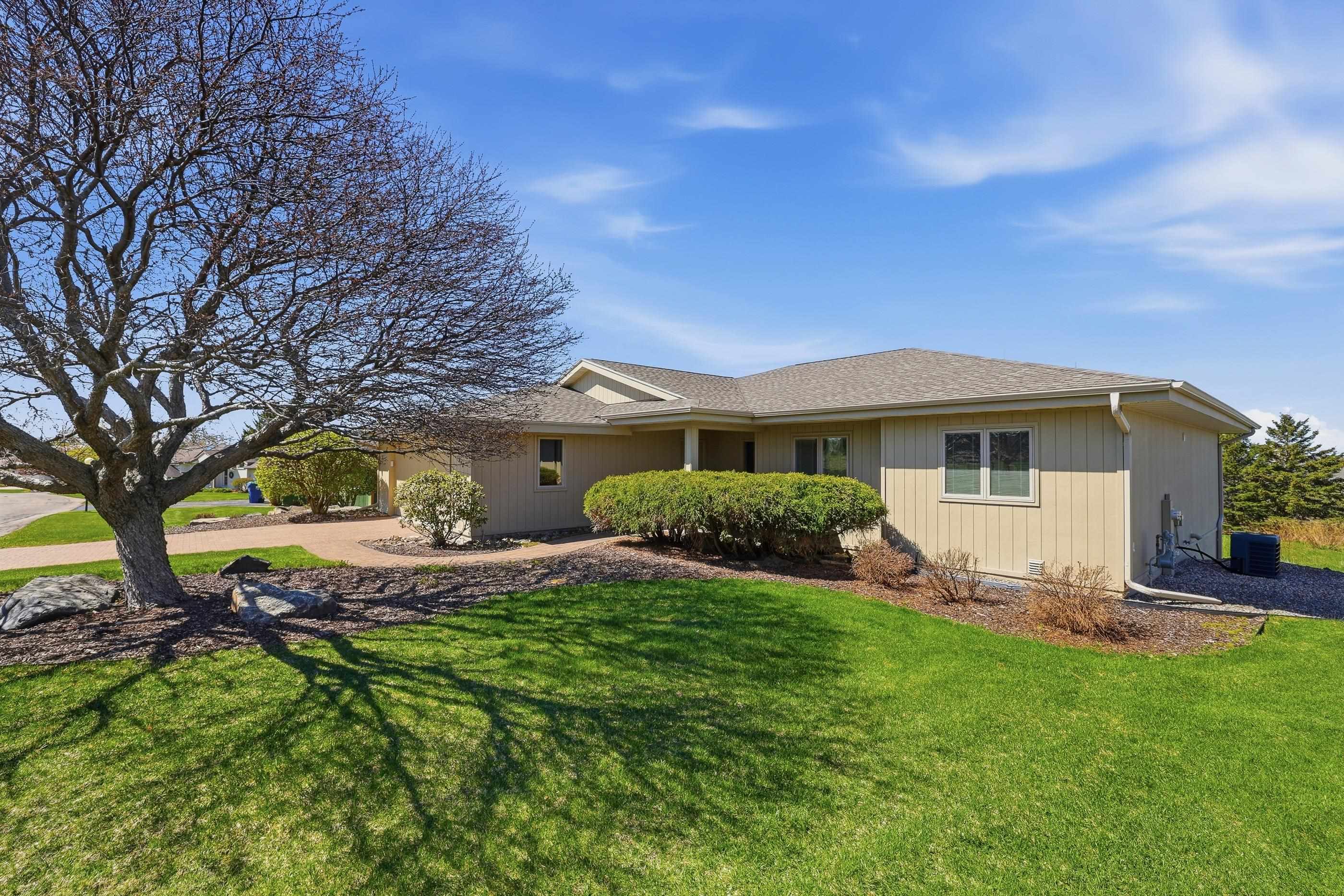 1038 EASTHILL DRIVE, Wausau, Wisconsin 54403, 3 Bedrooms Bedrooms, ,3 BathroomsBathrooms,Residential,For Sale,1038 EASTHILL DRIVE,22601986