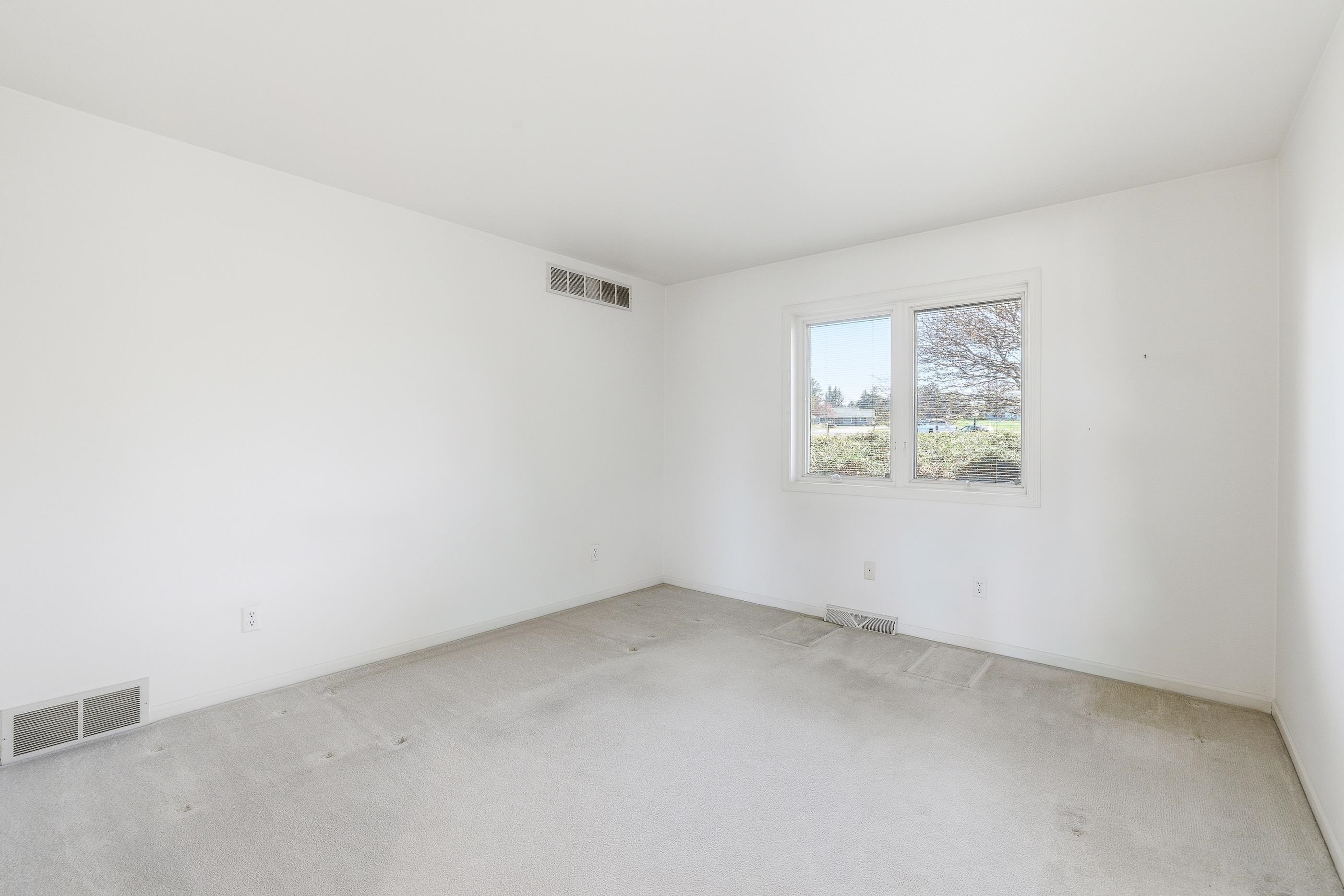1038 EASTHILL DRIVE, Wausau, Wisconsin 54403, 3 Bedrooms Bedrooms, ,3 BathroomsBathrooms,Residential,For Sale,1038 EASTHILL DRIVE,22601986