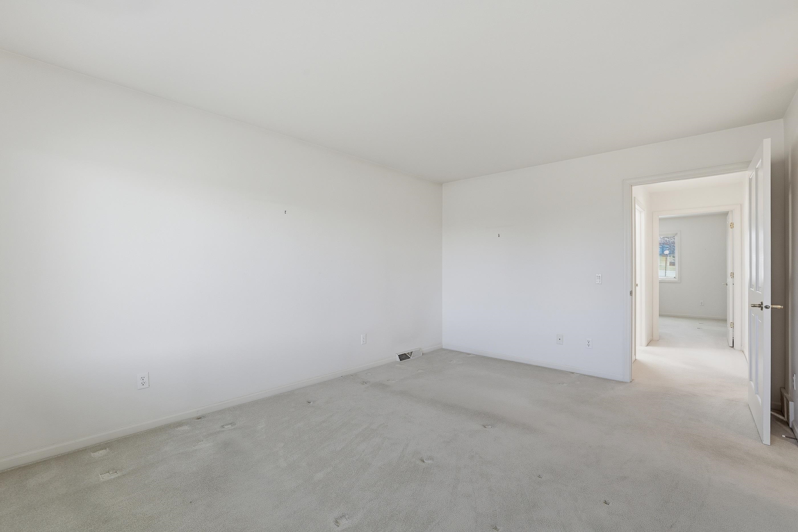 1038 EASTHILL DRIVE, Wausau, Wisconsin 54403, 3 Bedrooms Bedrooms, ,3 BathroomsBathrooms,Residential,For Sale,1038 EASTHILL DRIVE,22601986