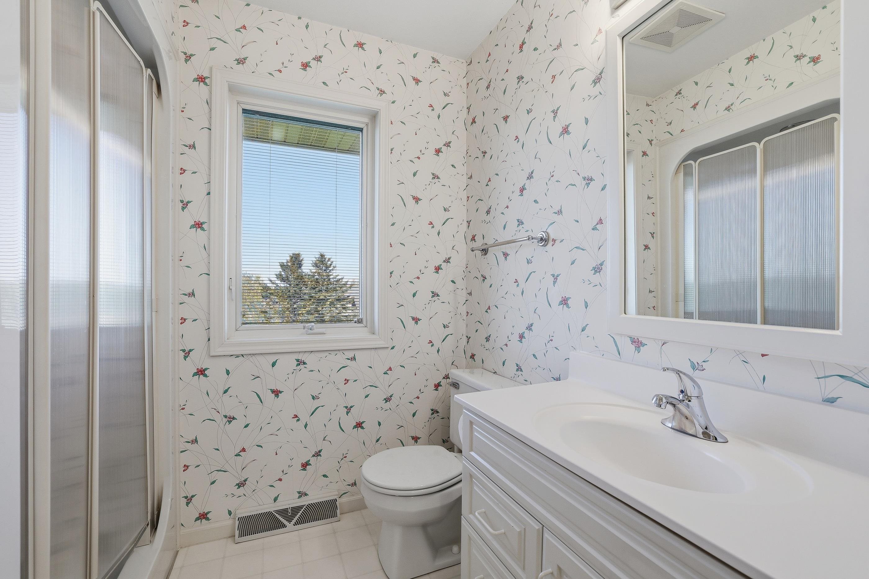 1038 EASTHILL DRIVE, Wausau, Wisconsin 54403, 3 Bedrooms Bedrooms, ,3 BathroomsBathrooms,Residential,For Sale,1038 EASTHILL DRIVE,22601986