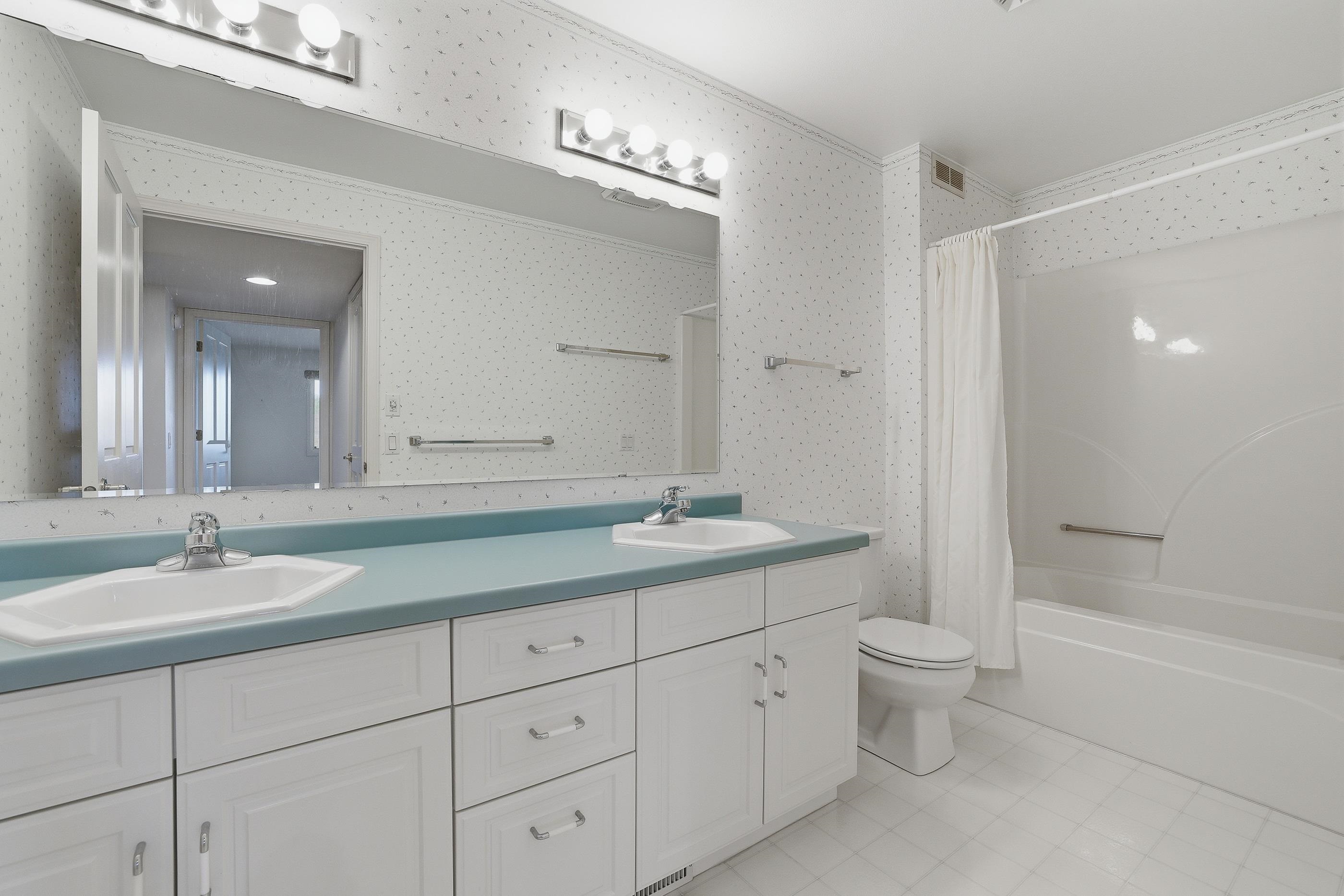1038 EASTHILL DRIVE, Wausau, Wisconsin 54403, 3 Bedrooms Bedrooms, ,3 BathroomsBathrooms,Residential,For Sale,1038 EASTHILL DRIVE,22601986