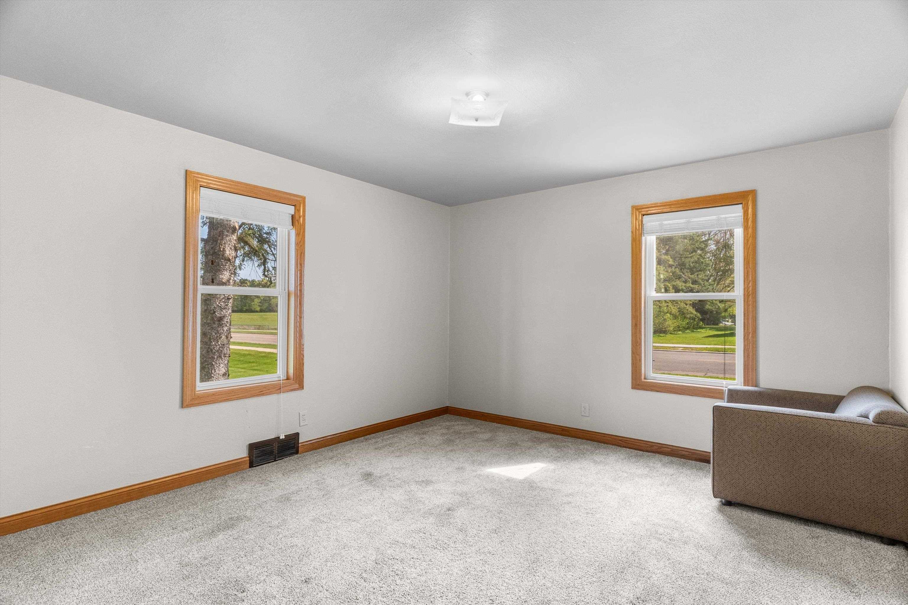 612 N WALNUT AVENUE, Marshfield, Wisconsin 54449, 4 Bedrooms Bedrooms, ,1 BathroomBathrooms,Residential,For Sale,612 N WALNUT AVENUE,22601988
