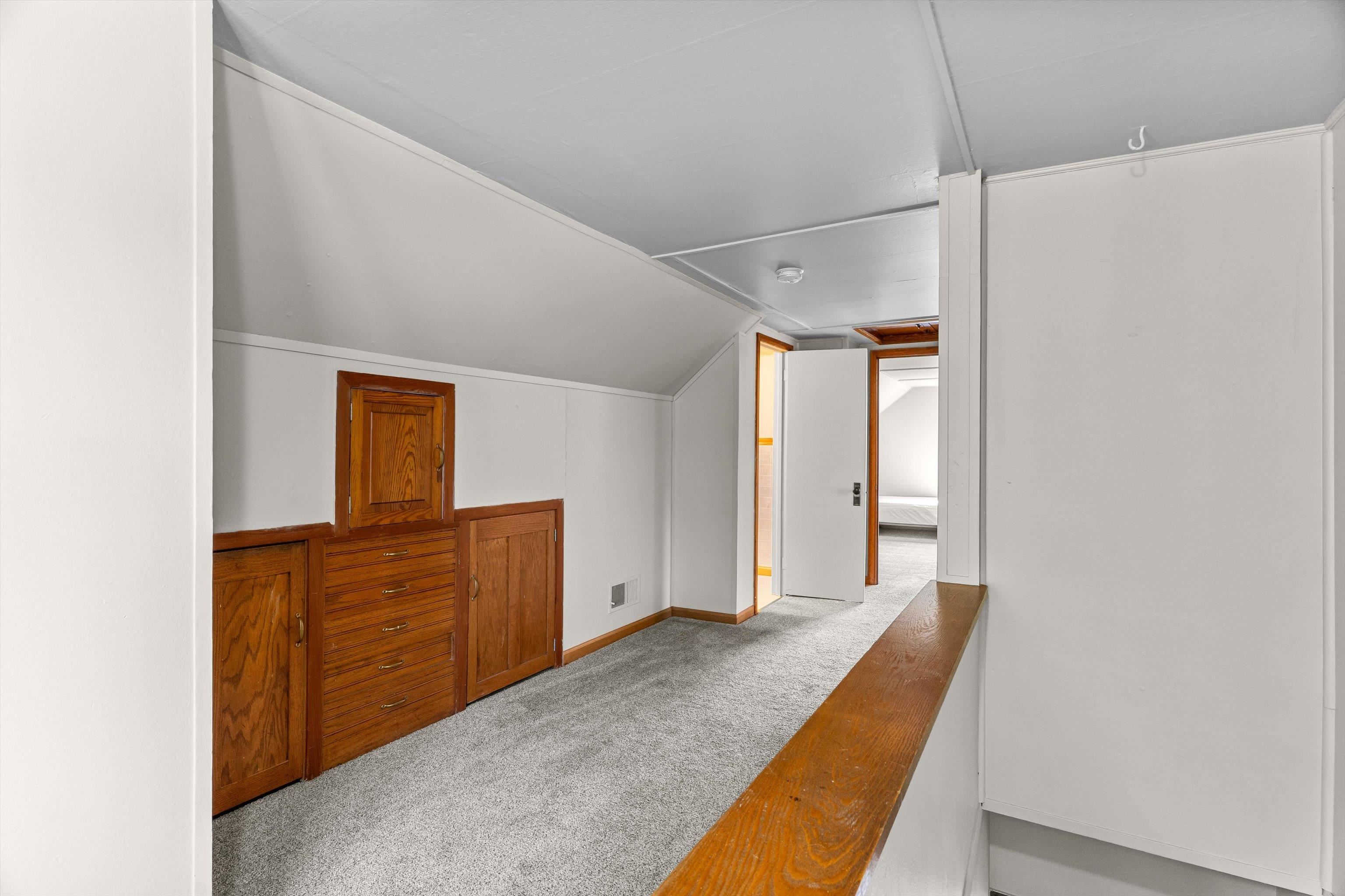 612 N WALNUT AVENUE, Marshfield, Wisconsin 54449, 4 Bedrooms Bedrooms, ,1 BathroomBathrooms,Residential,For Sale,612 N WALNUT AVENUE,22601988