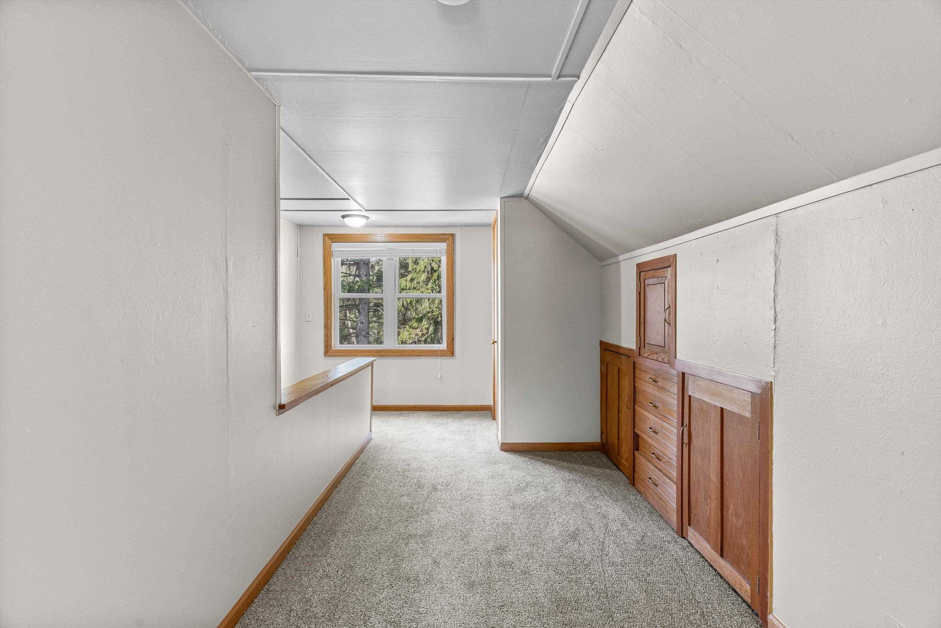 612 N WALNUT AVENUE, Marshfield, Wisconsin 54449, 4 Bedrooms Bedrooms, ,1 BathroomBathrooms,Residential,For Sale,612 N WALNUT AVENUE,22601988