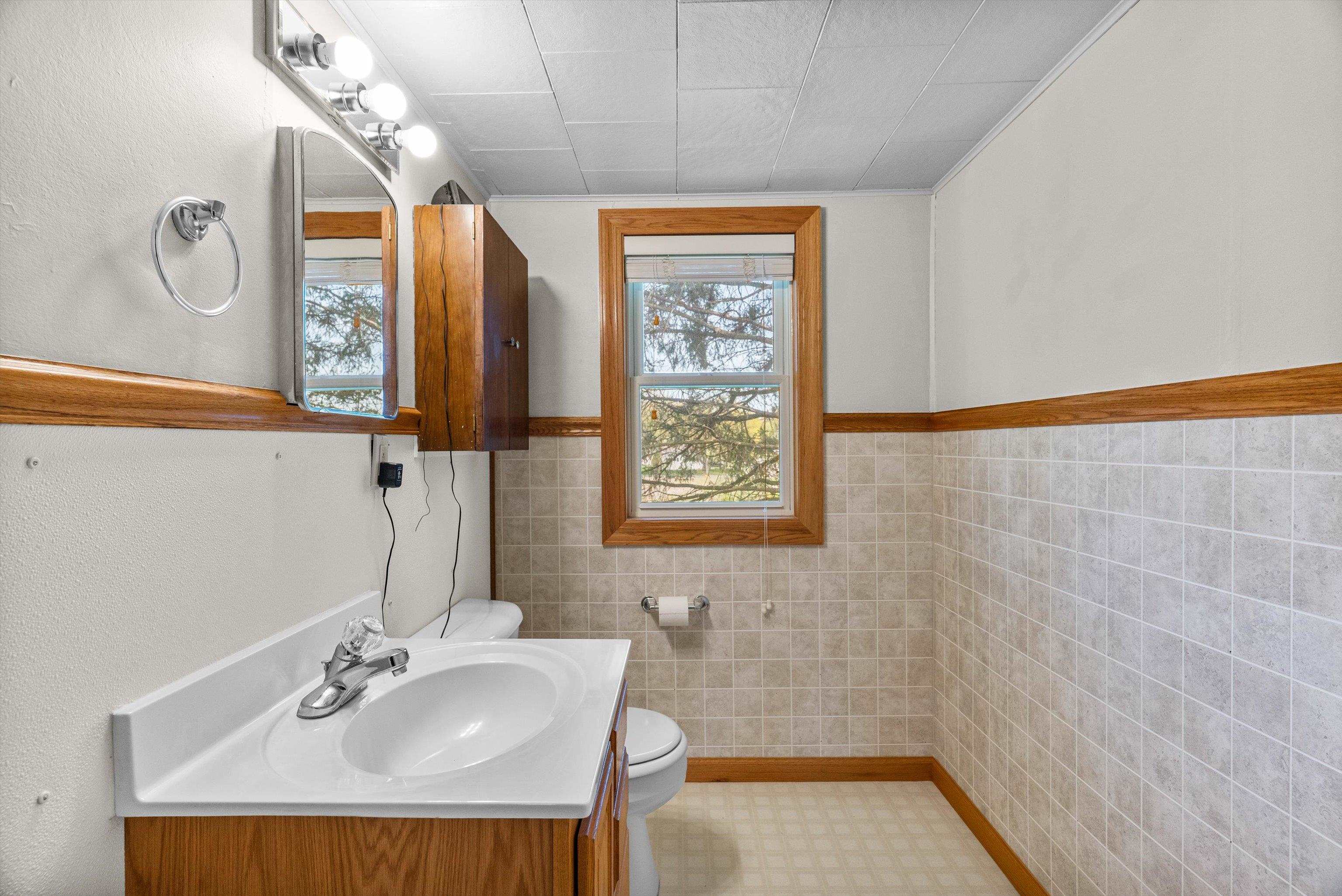 612 N WALNUT AVENUE, Marshfield, Wisconsin 54449, 4 Bedrooms Bedrooms, ,1 BathroomBathrooms,Residential,For Sale,612 N WALNUT AVENUE,22601988