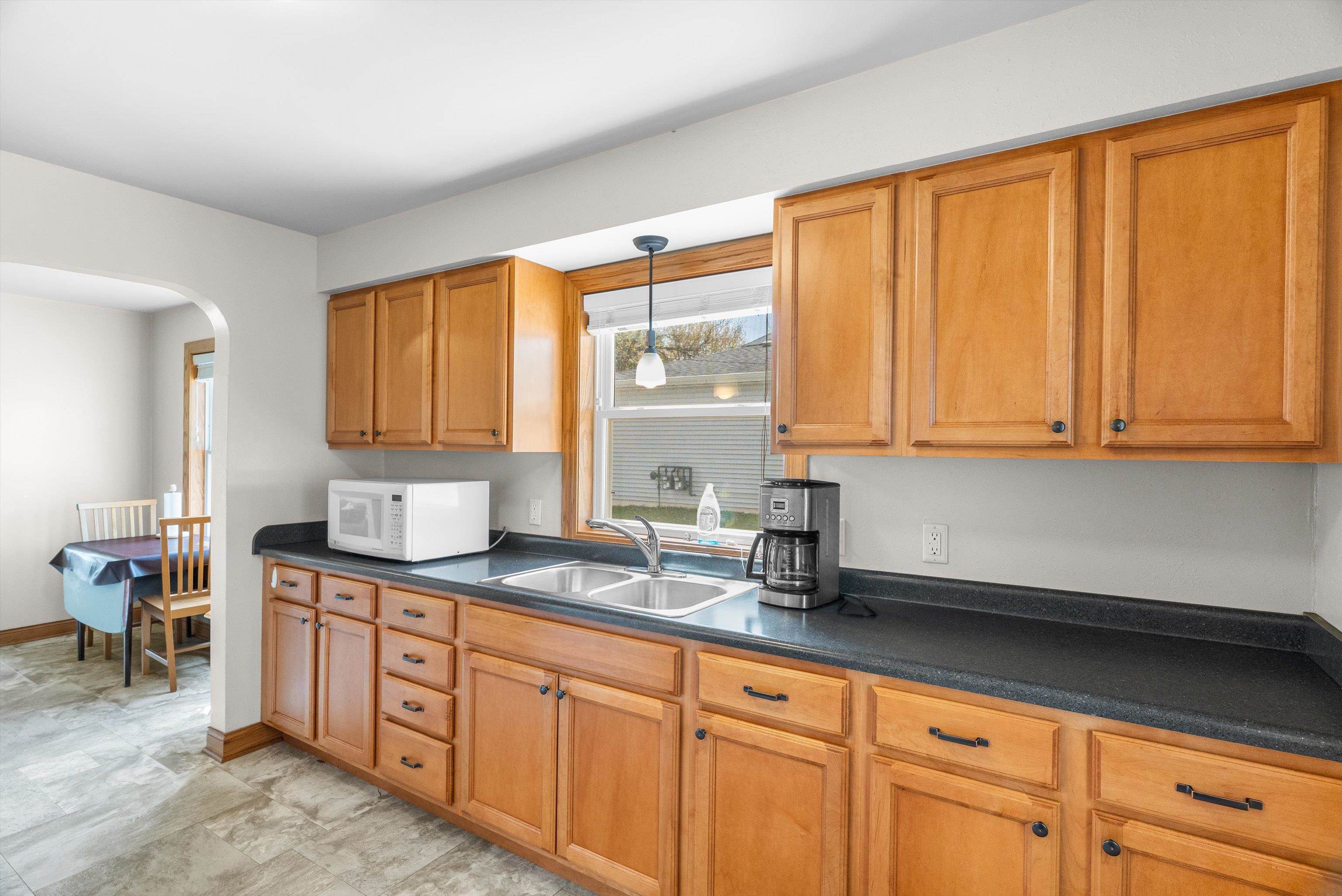 612 N WALNUT AVENUE, Marshfield, Wisconsin 54449, 4 Bedrooms Bedrooms, ,1 BathroomBathrooms,Residential,For Sale,612 N WALNUT AVENUE,22601988