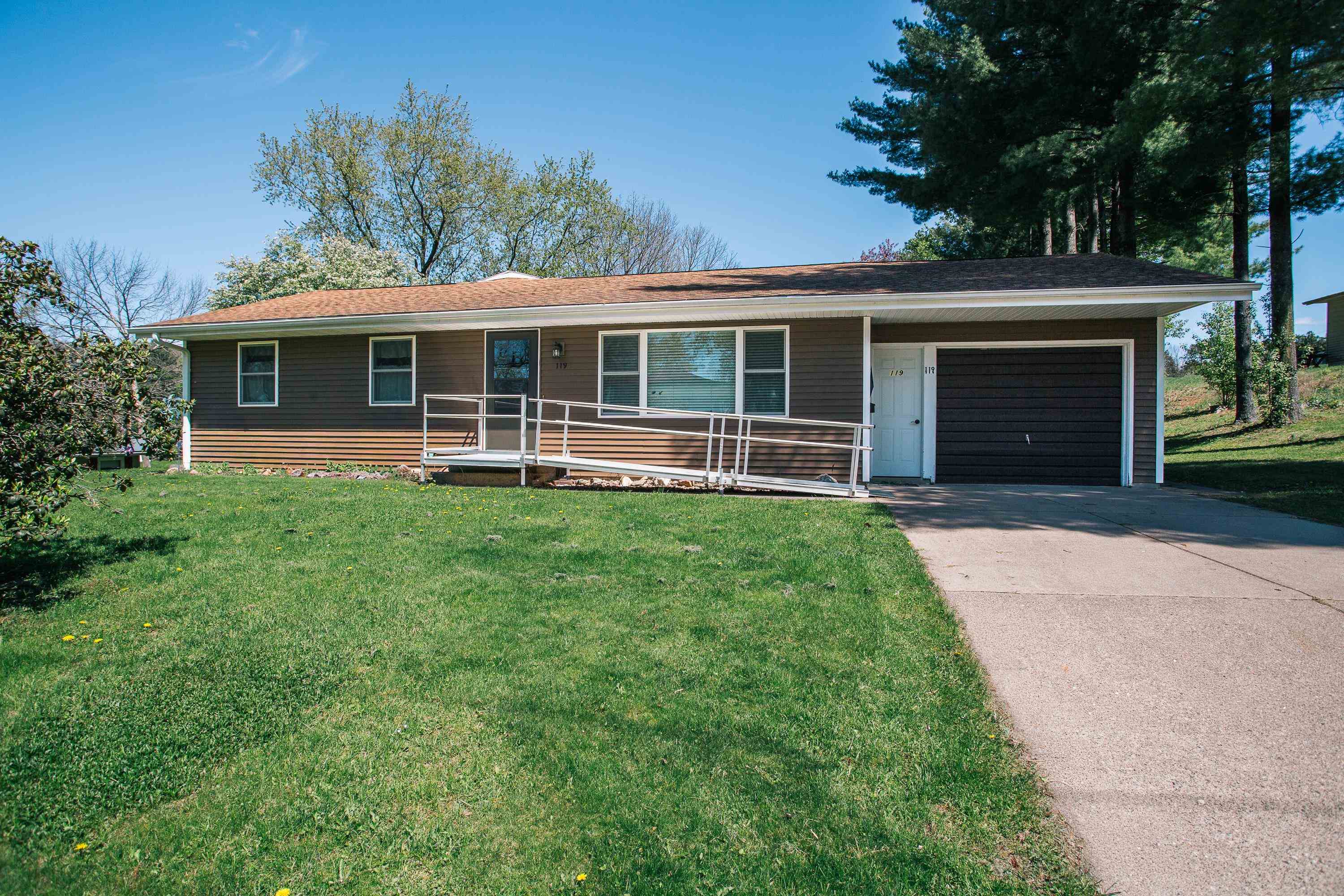 119 STATE STREET, Neillsville, Wisconsin 54456, 4 Bedrooms Bedrooms, ,2 BathroomsBathrooms,Residential,For Sale,119 STATE STREET,22601989