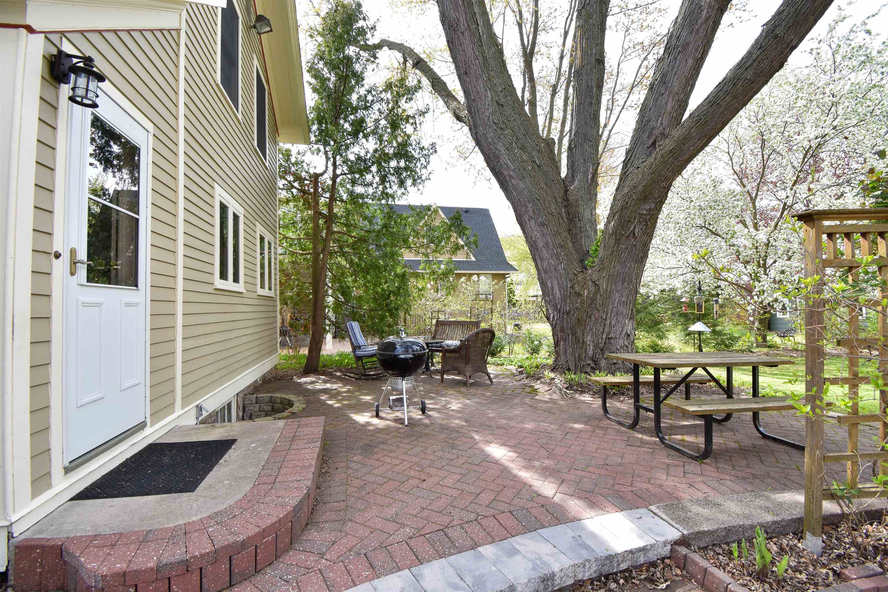 1424 CLARK STREET, Stevens Point, Wisconsin 54481, 4 Bedrooms Bedrooms, ,2 BathroomsBathrooms,Residential,For Sale,1424 CLARK STREET,22601992