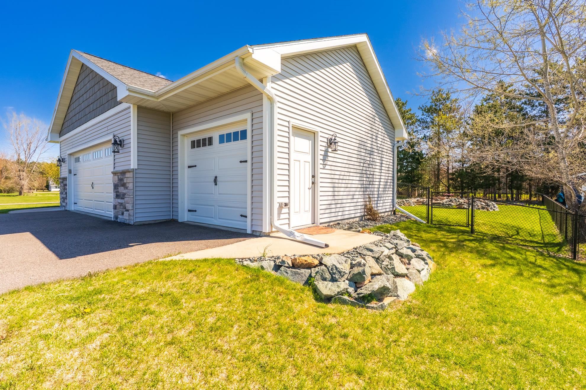 2260 SISKEN LANE, Kronenwetter, Wisconsin 54455, 4 Bedrooms Bedrooms, ,3 BathroomsBathrooms,Residential,For Sale,2260 SISKEN LANE,22601993