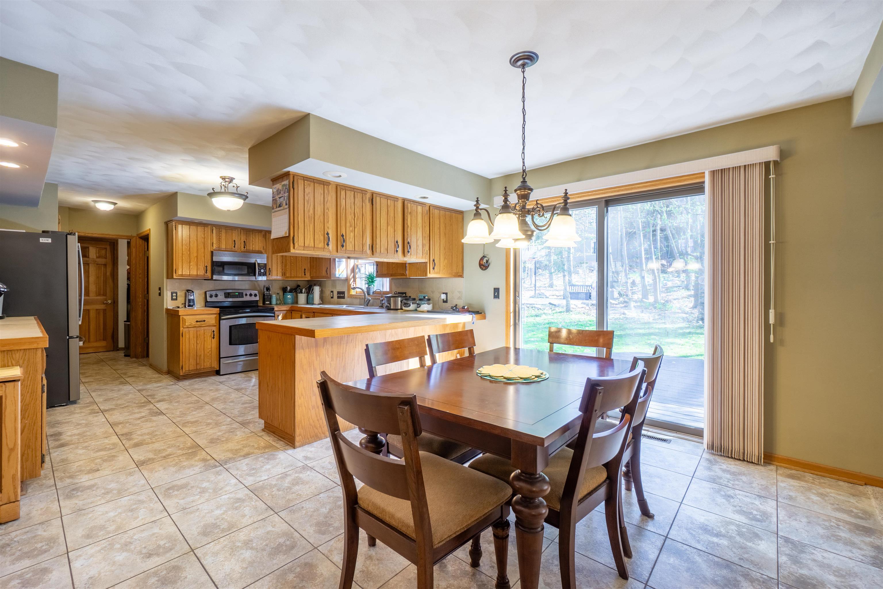 149545 MOUNTAIN LANE, Wausau, Wisconsin 54401, 4 Bedrooms Bedrooms, ,3 BathroomsBathrooms,Residential,For Sale,149545 MOUNTAIN LANE,22601994