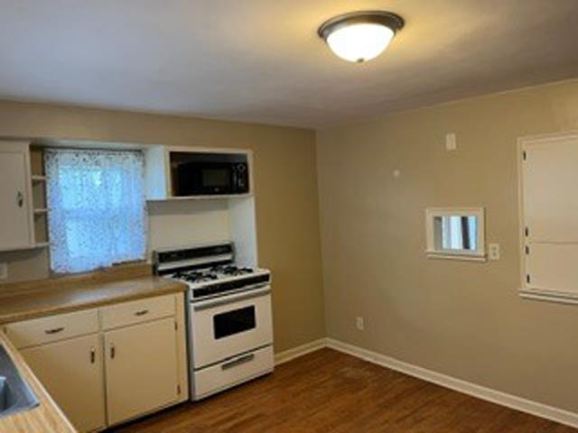 916 SPRUCE STREET, Wausau, Wisconsin 54401, 2 Bedrooms Bedrooms, ,1 BathroomBathrooms,Residential,For Sale,916 SPRUCE STREET,22601996