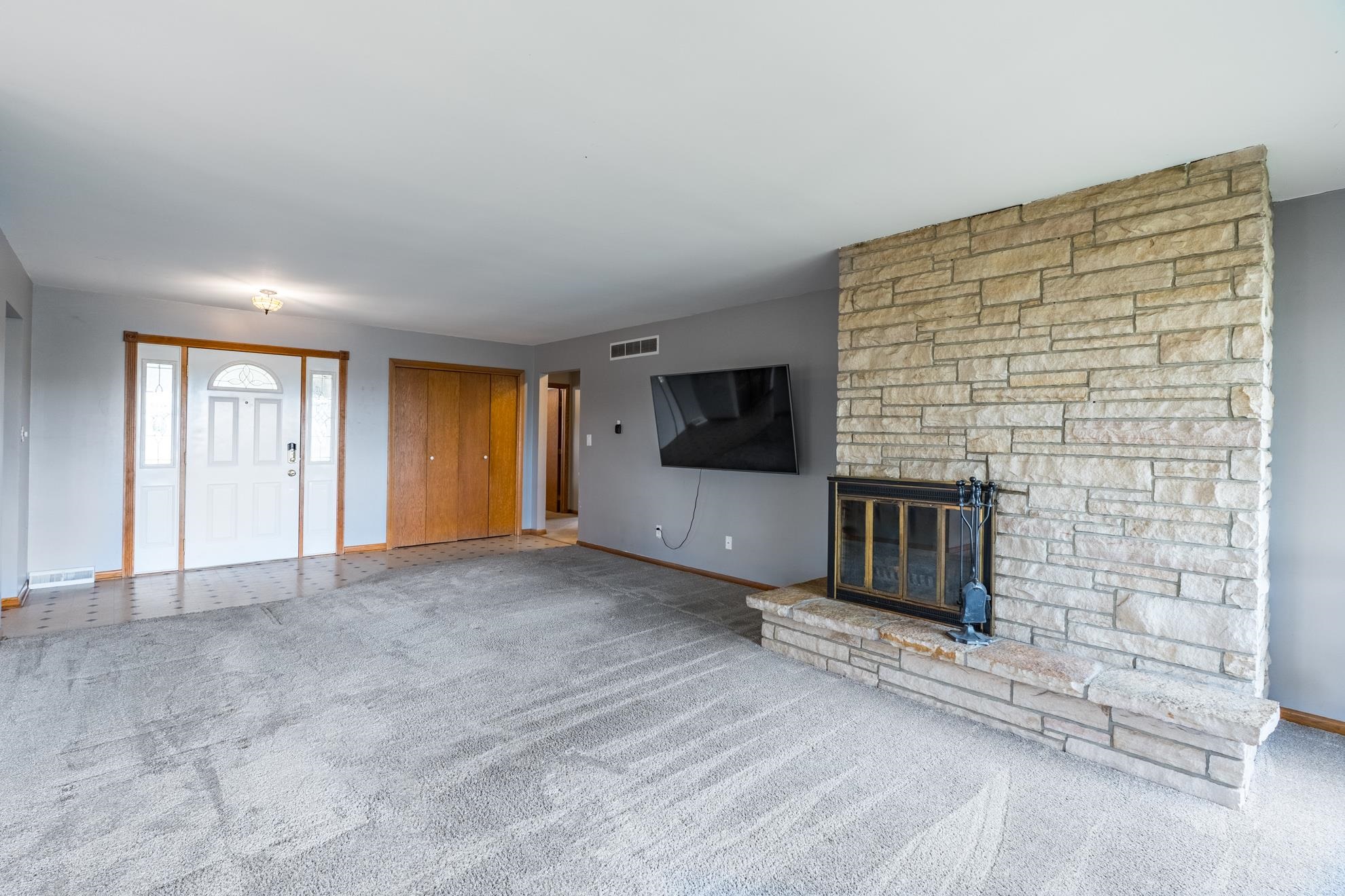 1235 ELM STREET, Wausau, Wisconsin 54401, 4 Bedrooms Bedrooms, ,2 BathroomsBathrooms,Residential,For Sale,1235 ELM STREET,22602000