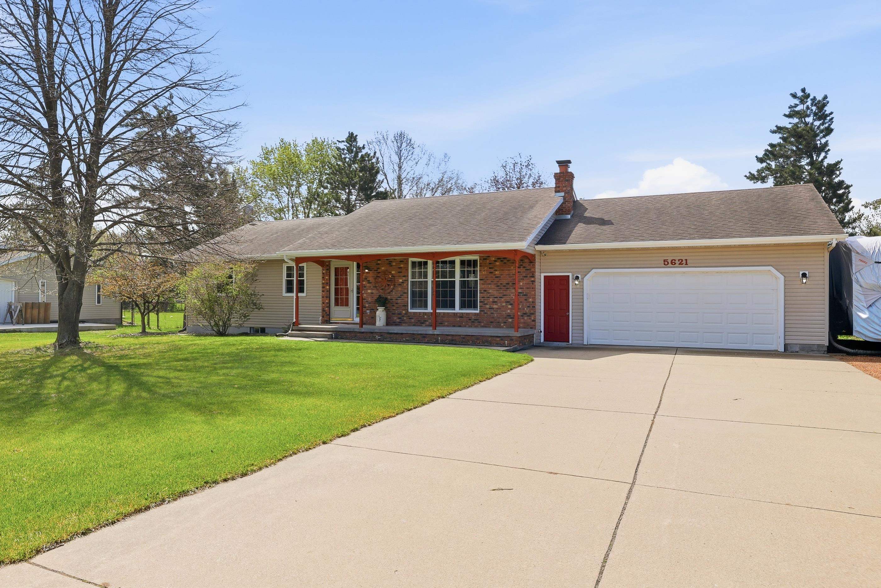 5621 JURGELLA LANE, Stevens Point, Wisconsin 54482, 3 Bedrooms Bedrooms, ,2 BathroomsBathrooms,Residential,For Sale,5621 JURGELLA LANE,22602002
