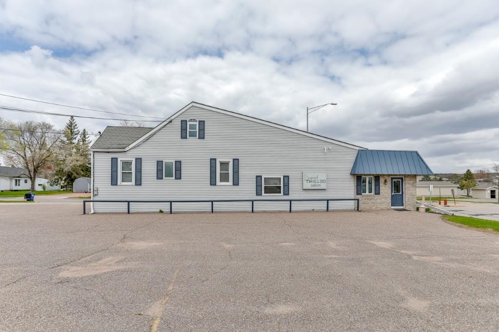 2402 GRAND AVENUE, Wausau, Wisconsin 54403, ,Commercial/industrial,For Rent,2402 GRAND AVENUE,22602004