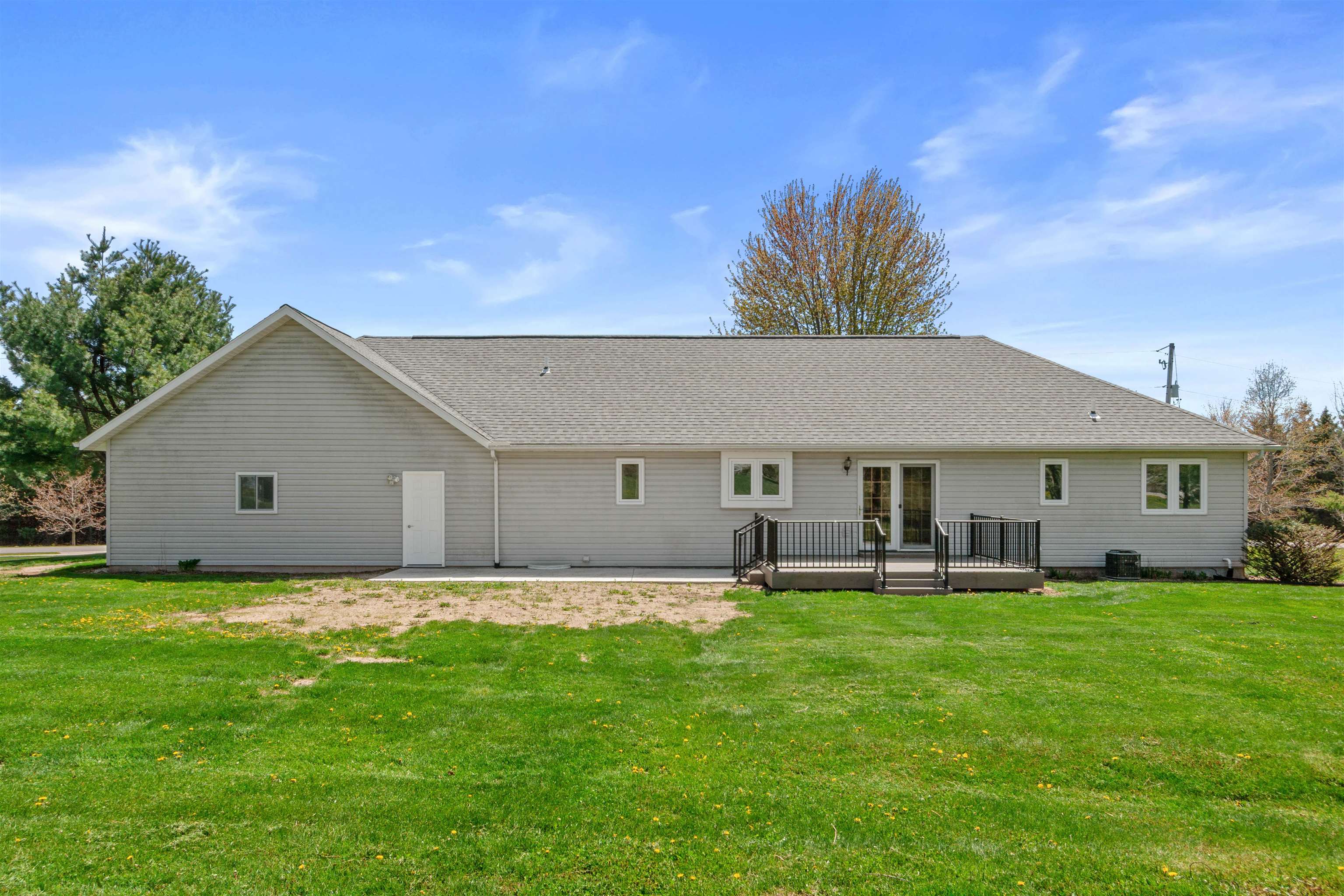 1466 2ND STREET SOUTH, Rudolph, Wisconsin 54475, 3 Bedrooms Bedrooms, ,3 BathroomsBathrooms,Residential,For Sale,1466 2ND STREET SOUTH,22602006