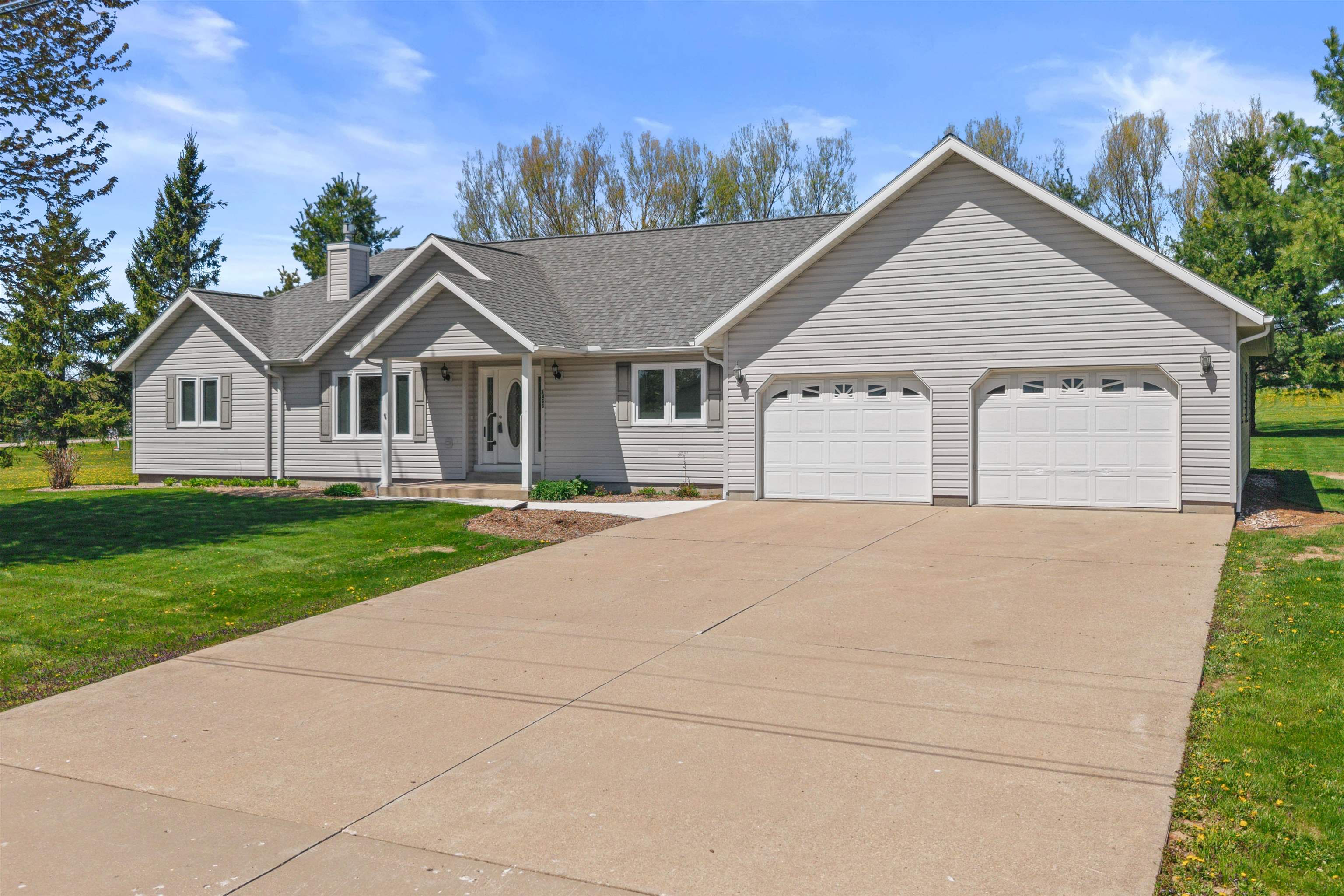 1466 2ND STREET SOUTH, Rudolph, Wisconsin 54475, 3 Bedrooms Bedrooms, ,3 BathroomsBathrooms,Residential,For Sale,1466 2ND STREET SOUTH,22602006