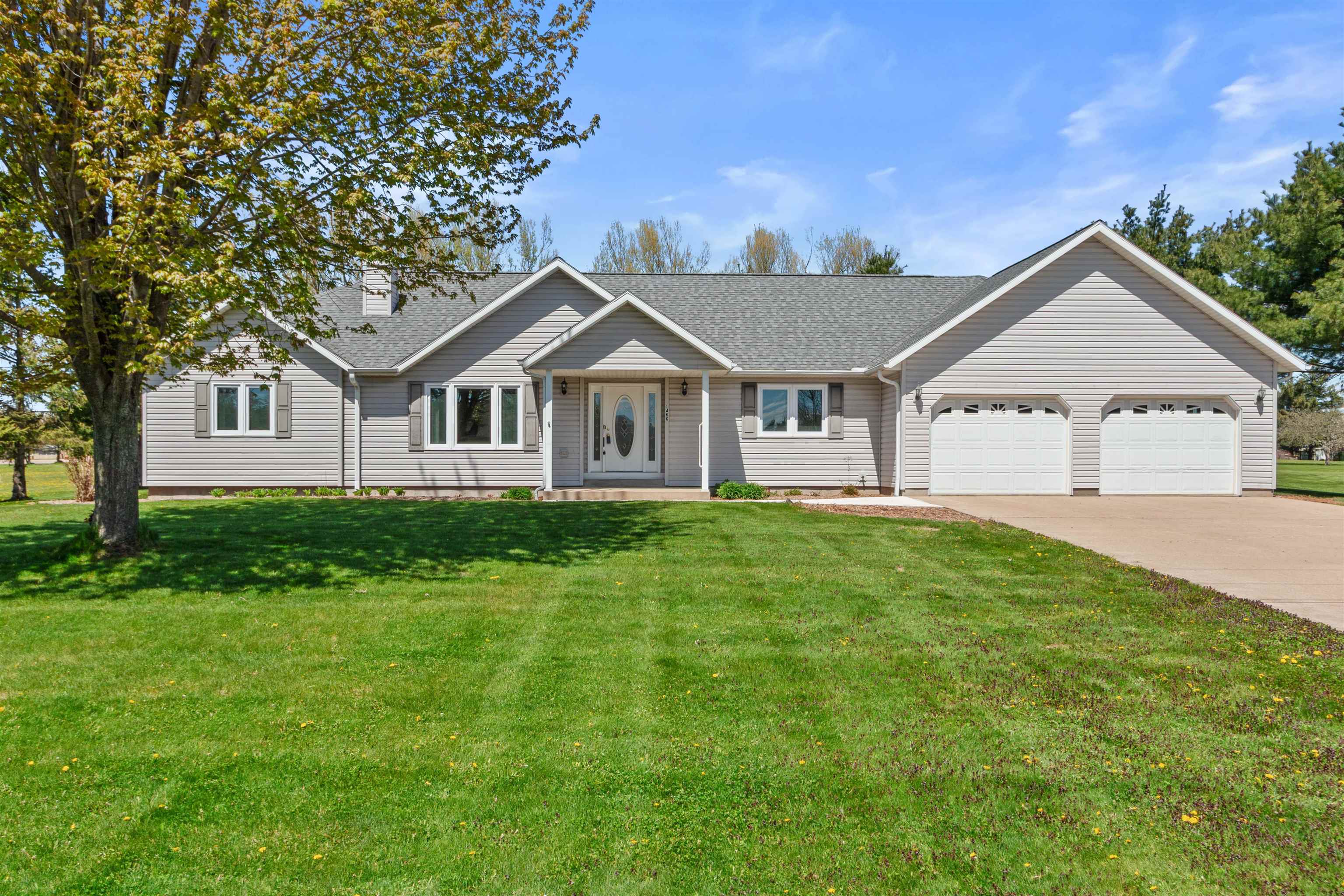 1466 2ND STREET SOUTH, Rudolph, Wisconsin 54475, 3 Bedrooms Bedrooms, ,3 BathroomsBathrooms,Residential,For Sale,1466 2ND STREET SOUTH,22602006