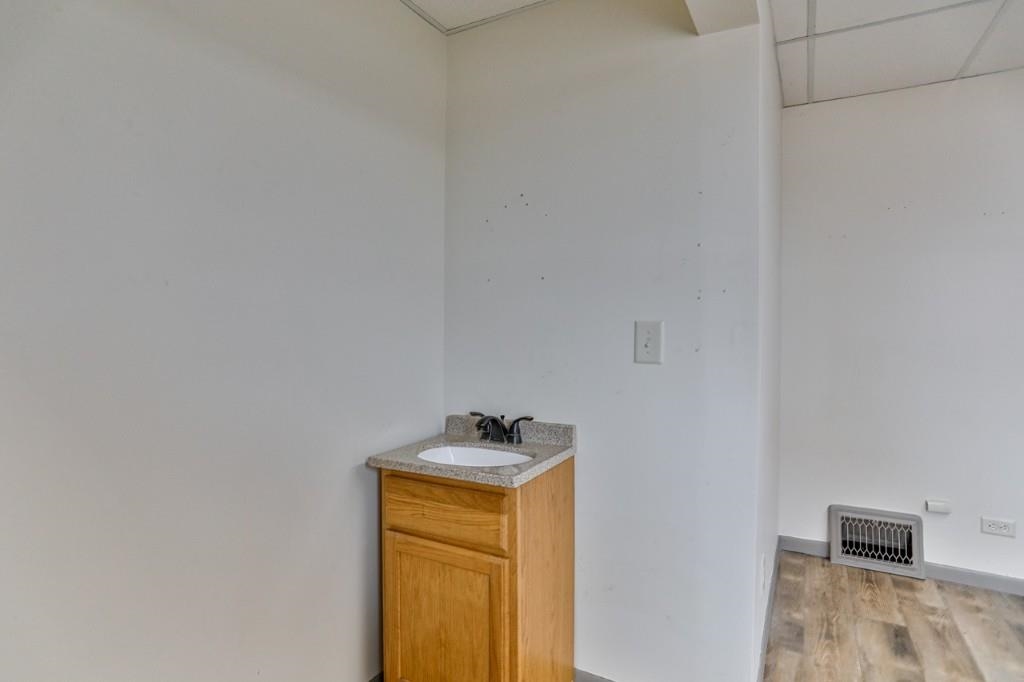 2402 GRAND AVENUE, Wausau, Wisconsin 54403, ,Commercial/industrial,For Rent,2402 GRAND AVENUE,22602007