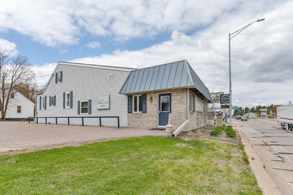 2402 GRAND AVENUE, Wausau, Wisconsin 54403, ,Commercial/industrial,For Rent,2402 GRAND AVENUE,22602008