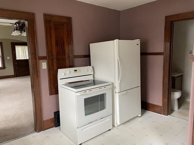 915 WESTERN STREET, Marshfield, Wisconsin 54449, 2 Bedrooms Bedrooms, ,1 BathroomBathrooms,Residential,For Sale,915 WESTERN STREET,22602020