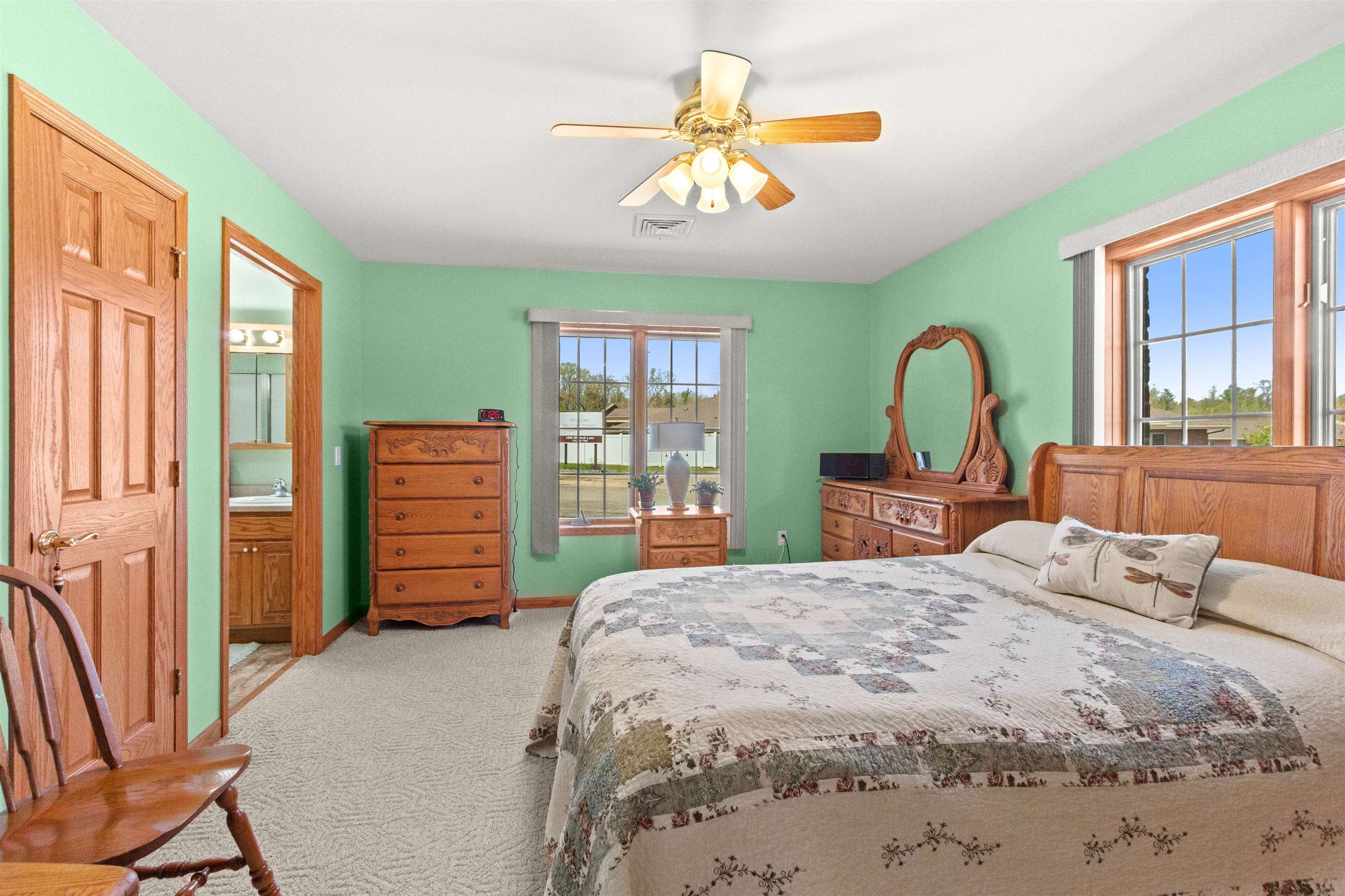 1901 BLUEBELL LANE, Stevens Point, Wisconsin 54482, 2 Bedrooms Bedrooms, 48 Rooms Rooms,2 BathroomsBathrooms,Residential,For Sale,1901 BLUEBELL LANE,22602023