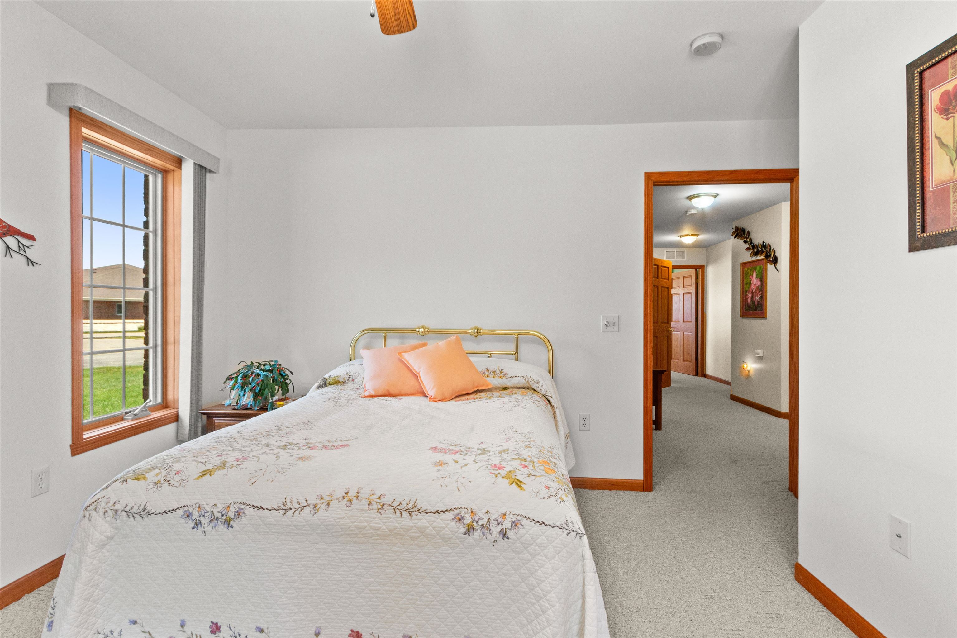 1901 BLUEBELL LANE, Stevens Point, Wisconsin 54482, 2 Bedrooms Bedrooms, 48 Rooms Rooms,2 BathroomsBathrooms,Residential,For Sale,1901 BLUEBELL LANE,22602023