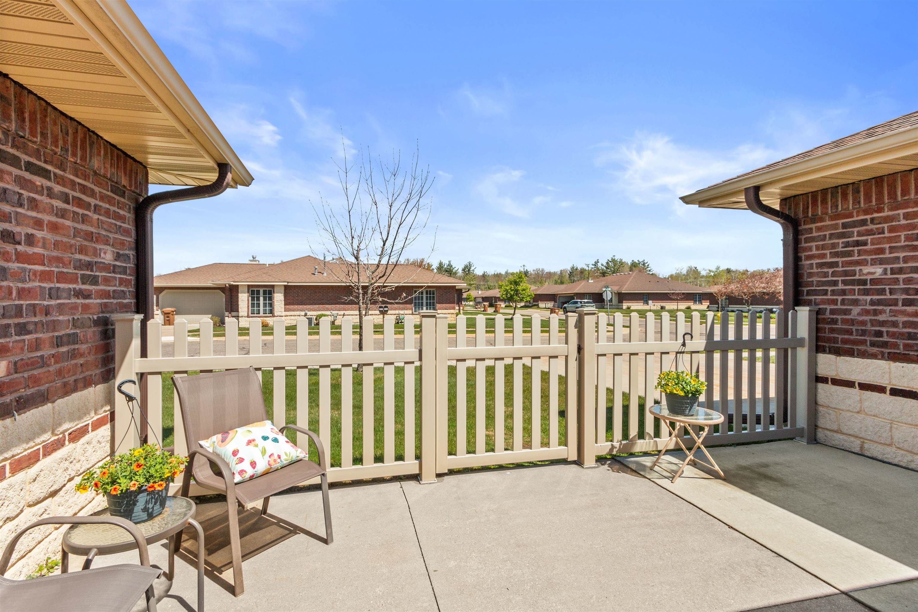 1901 BLUEBELL LANE, Stevens Point, Wisconsin 54482, 2 Bedrooms Bedrooms, 48 Rooms Rooms,2 BathroomsBathrooms,Residential,For Sale,1901 BLUEBELL LANE,22602023