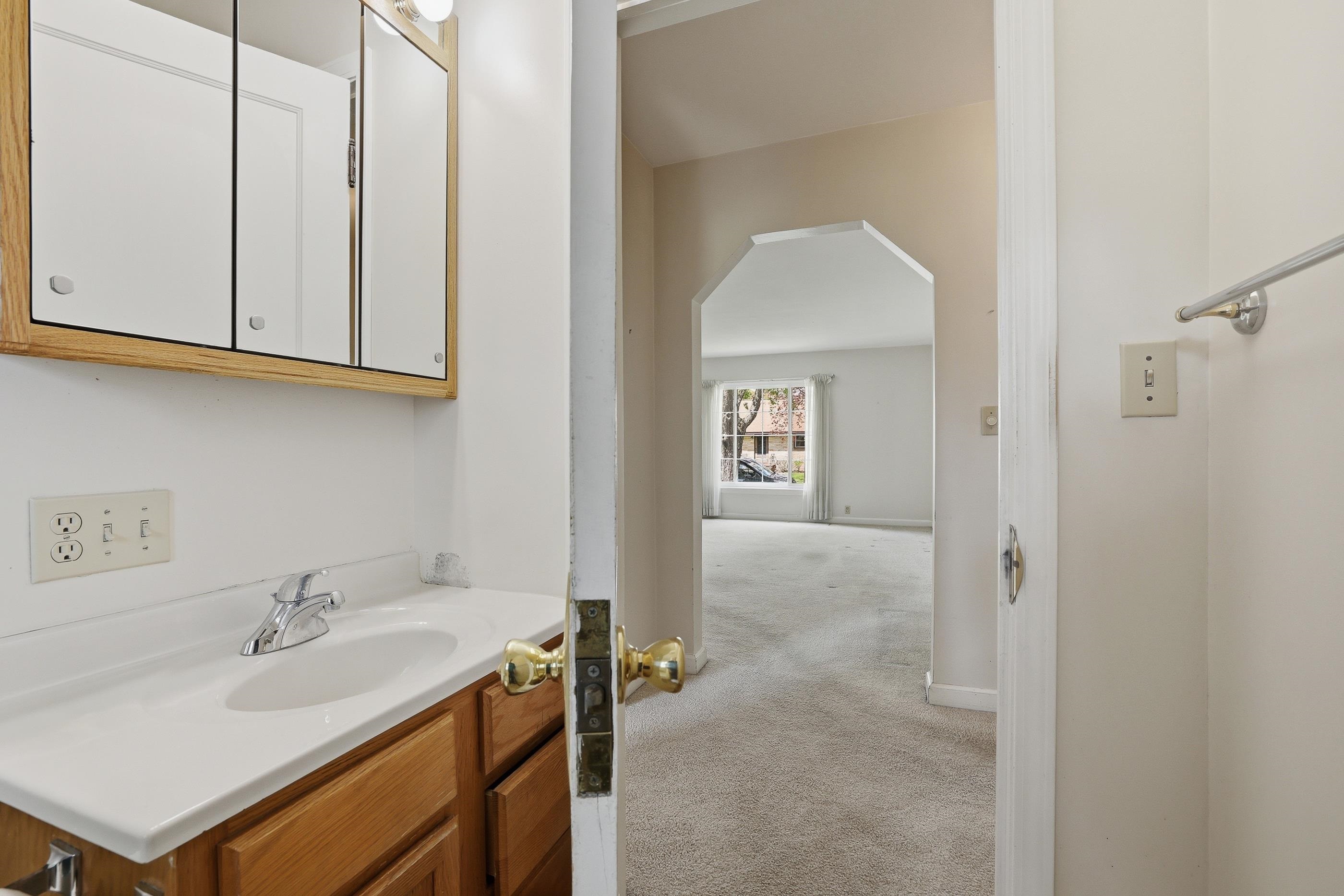 2409 SIMONIS STREET, Stevens Point, Wisconsin 54481, 3 Bedrooms Bedrooms, ,2 BathroomsBathrooms,Residential,For Sale,2409 SIMONIS STREET,22602025