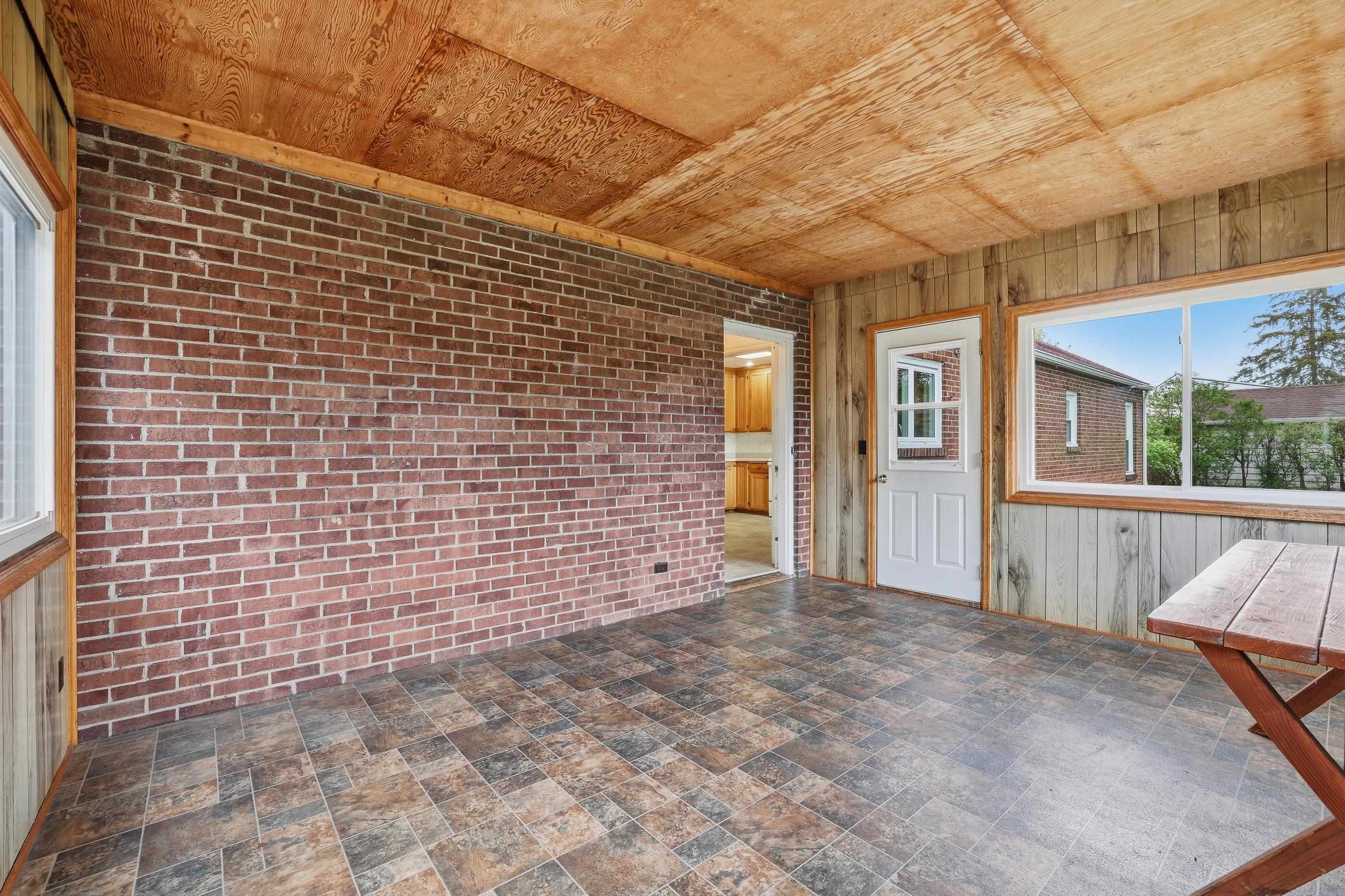 2409 SIMONIS STREET, Stevens Point, Wisconsin 54481, 3 Bedrooms Bedrooms, ,2 BathroomsBathrooms,Residential,For Sale,2409 SIMONIS STREET,22602025