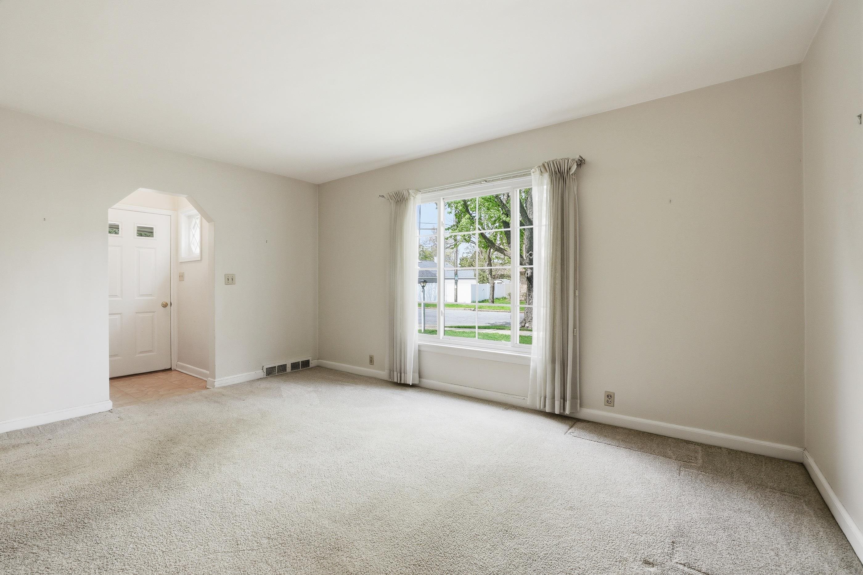 2409 SIMONIS STREET, Stevens Point, Wisconsin 54481, 3 Bedrooms Bedrooms, ,2 BathroomsBathrooms,Residential,For Sale,2409 SIMONIS STREET,22602025