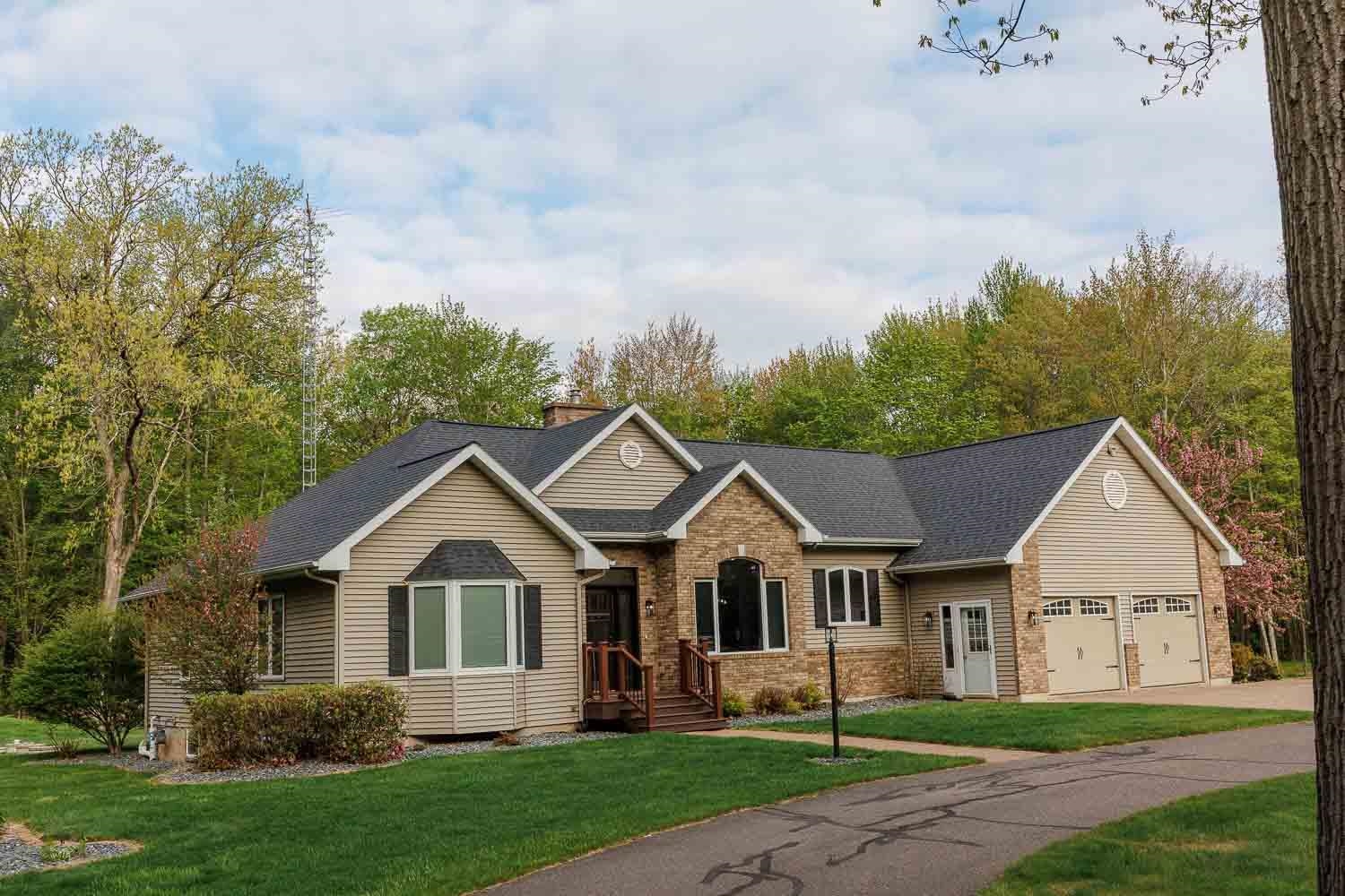 N2321 DELLA LANE, Medford, Wisconsin 54451, 4 Bedrooms Bedrooms, ,3 BathroomsBathrooms,Residential,For Sale,N2321 DELLA LANE,22602031