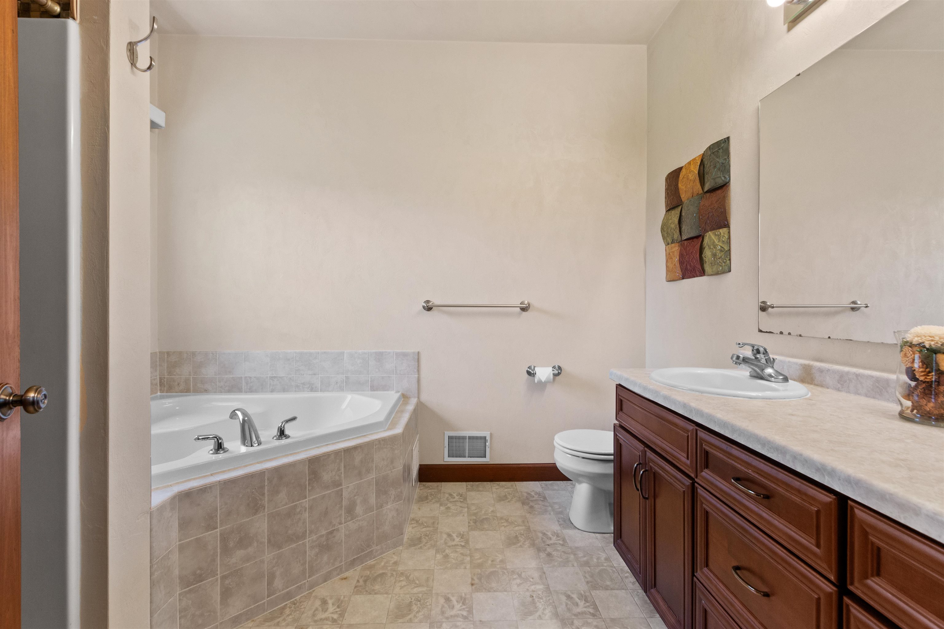 5641 LA SALLE AVENUE, Stevens Point, Wisconsin 54482, 4 Bedrooms Bedrooms, ,3 BathroomsBathrooms,Residential,For Sale,5641 LA SALLE AVENUE,22602032